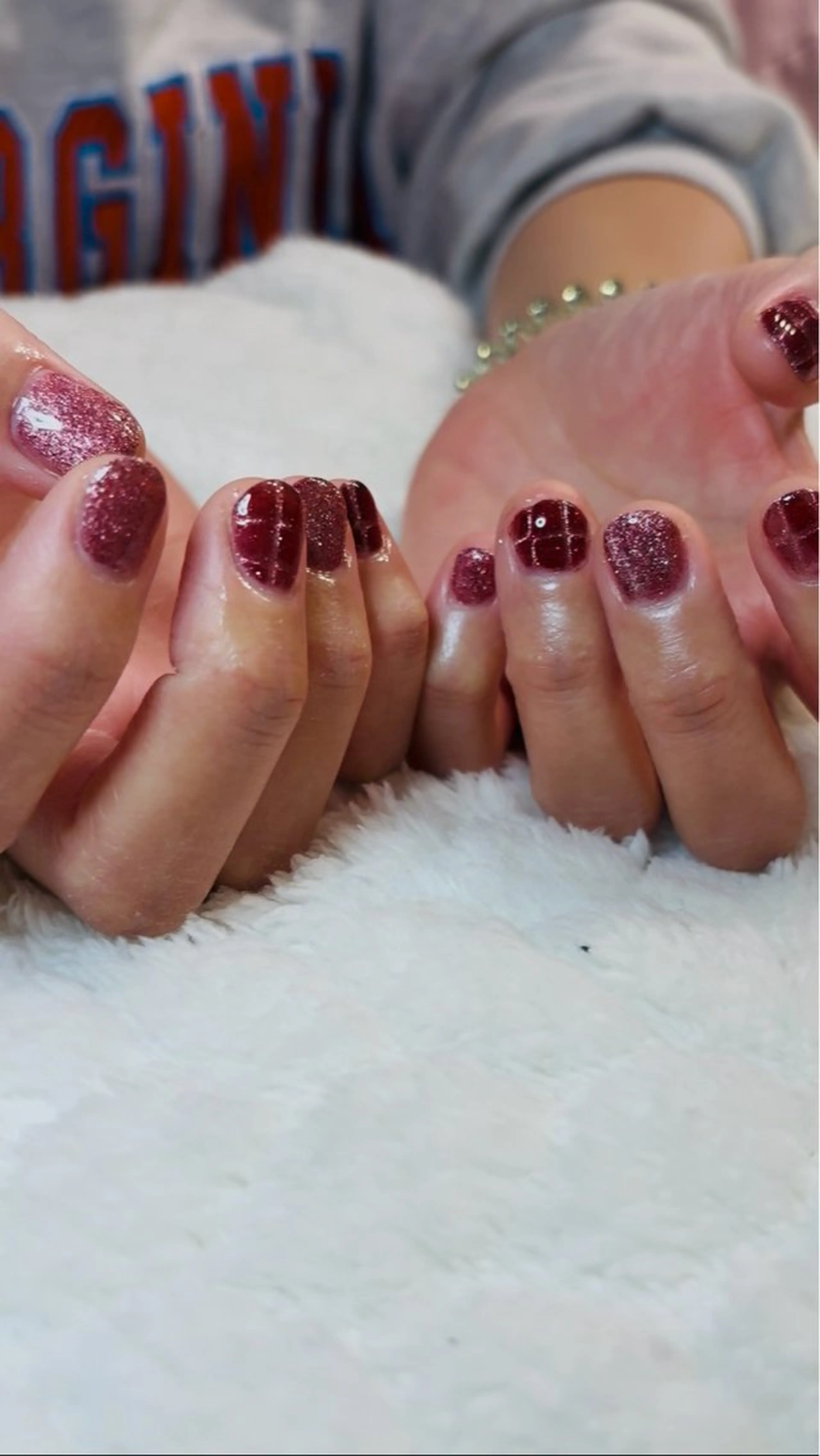 マグネットネイル🧲(パーツはプラス1000円でつけ放題)の写真