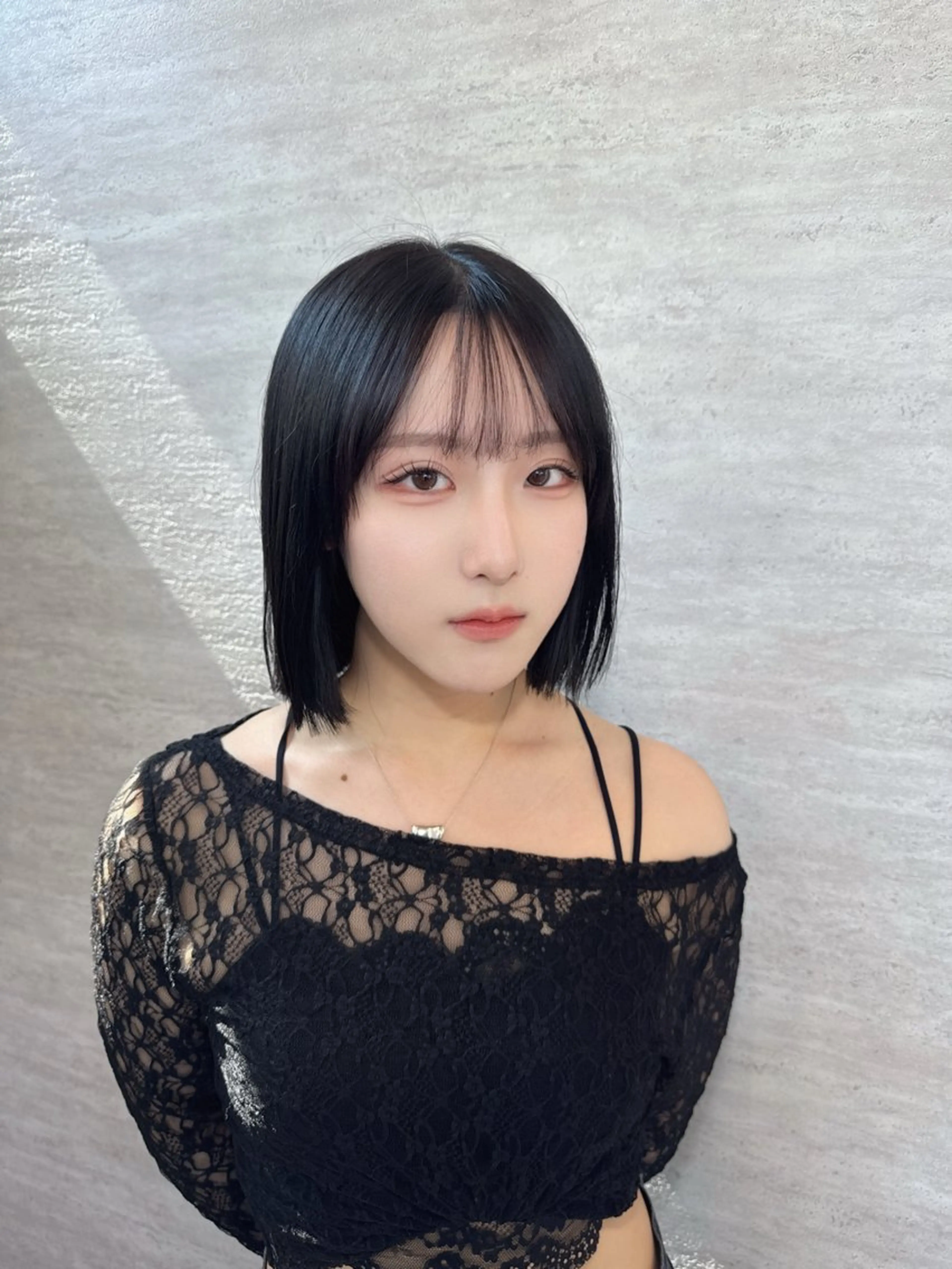 ミディアム カラー ヘアアレンジ カット ヘアカラー トリートメント 韓国レイヤーカット/ 儚げカラーチナツのヘアスタイル