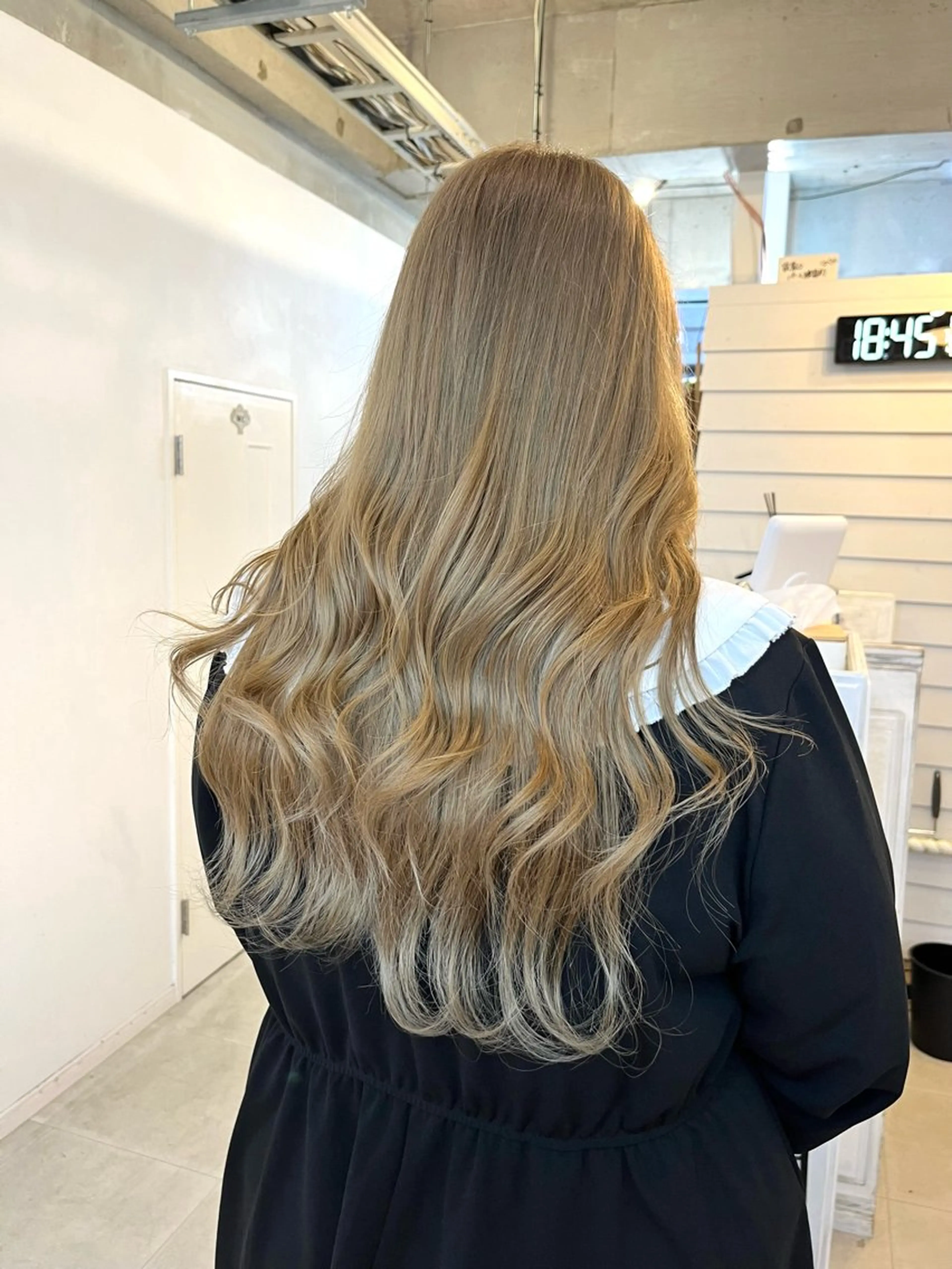 ロング カラー ヘアカラー トリートメント メンズパーマ ヘアカラー大成のヘアスタイル