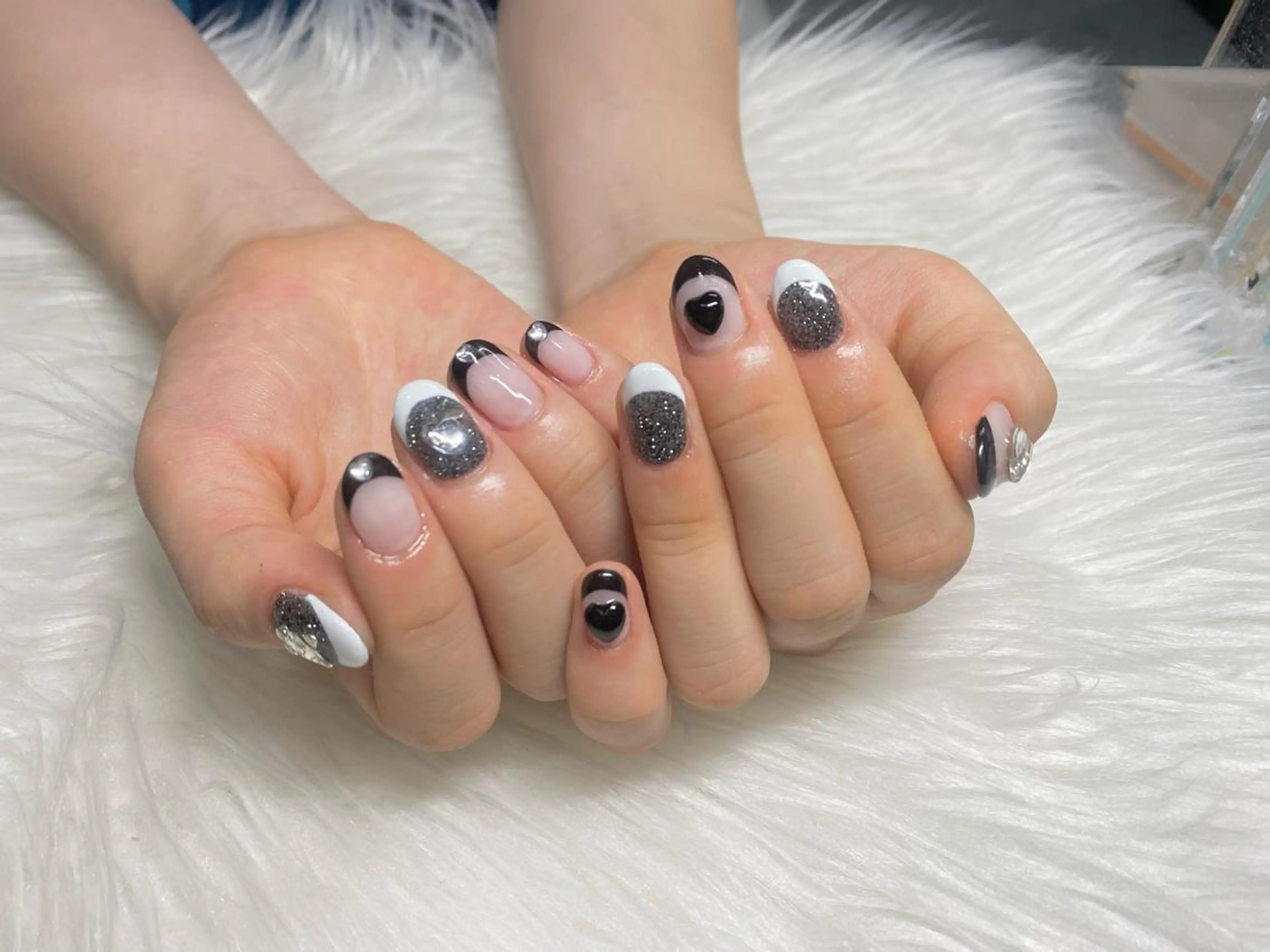 ネイル ハンドネイル Miki 本町駅｜💅‎🤍のネイルデザイン
