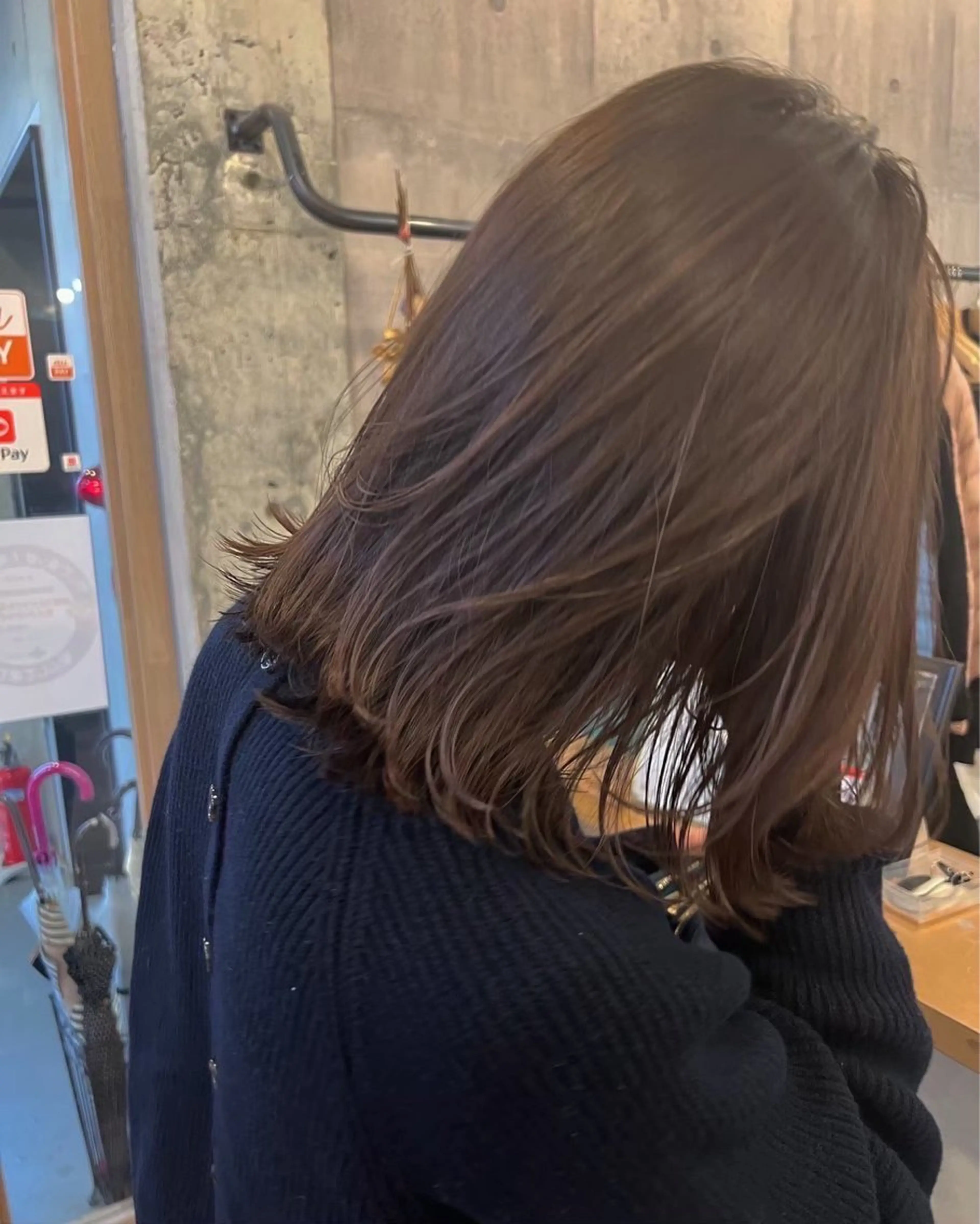 ミディアム カラー ハイライトカラー ハイライト やさかわ ももかのヘアスタイル