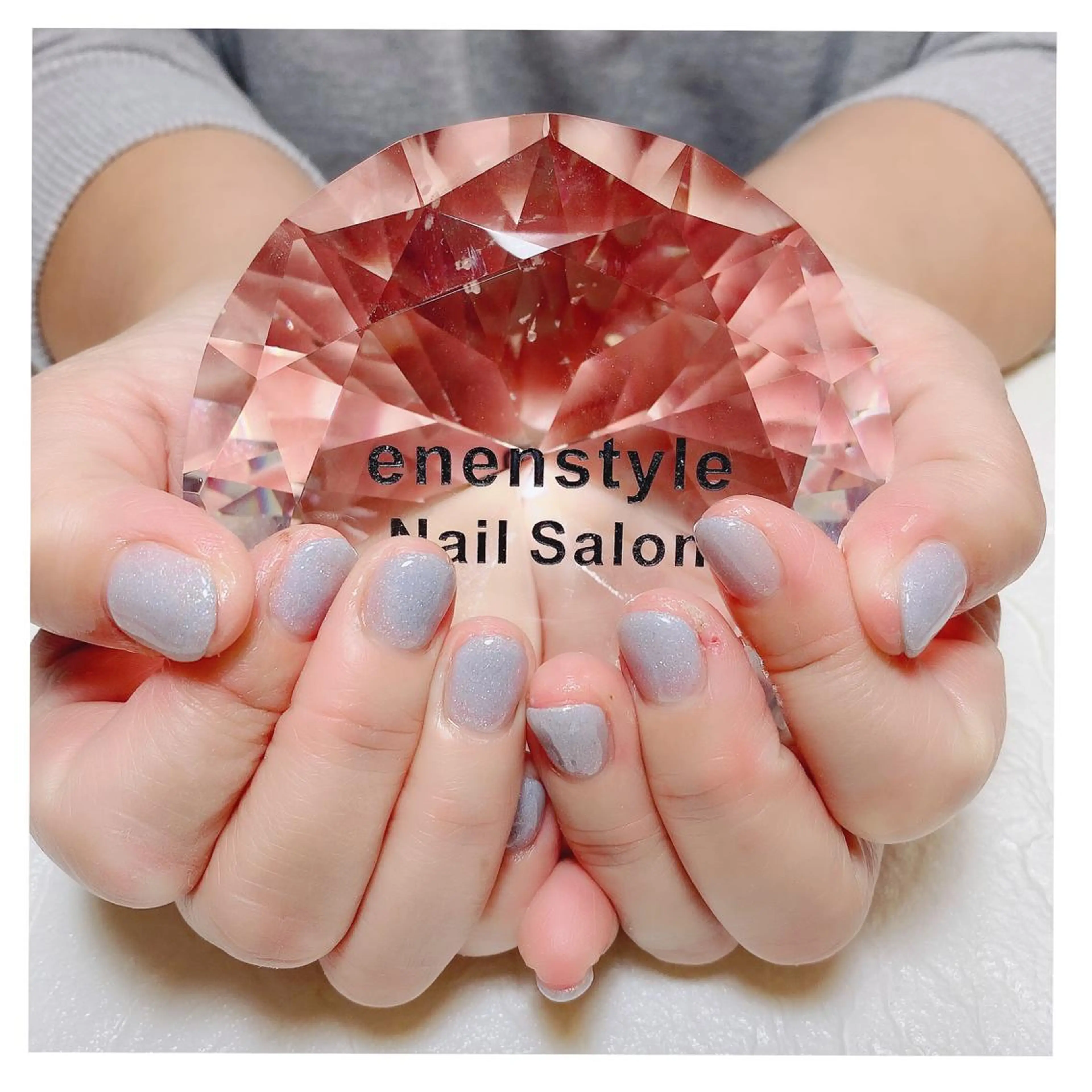 ショート ネイル 👑enen style👑のネイルデザイン