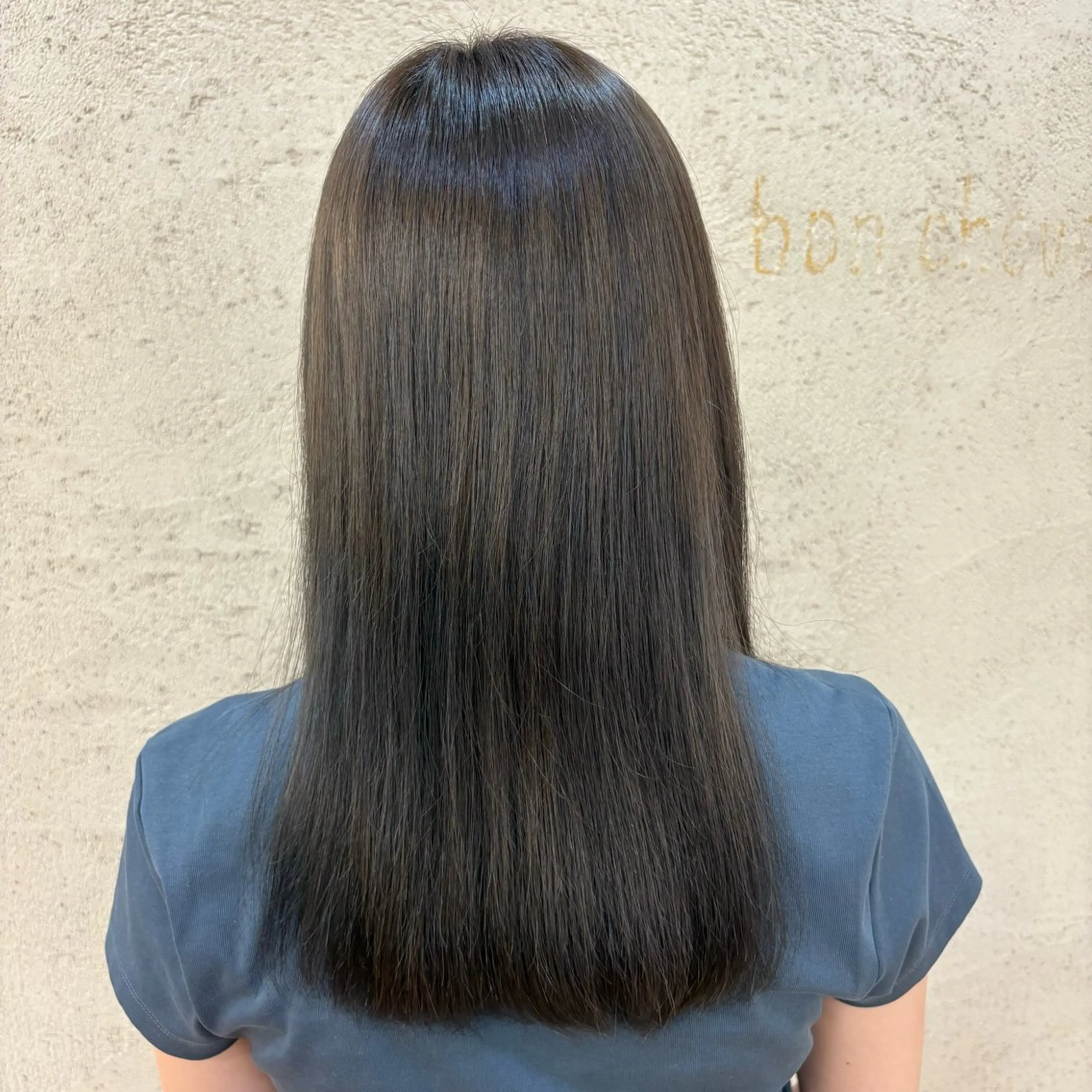 ロング カラー ブリーチ 透明感カラー ブリーチなしカラー シルバー KAZU satokoのヘアスタイル