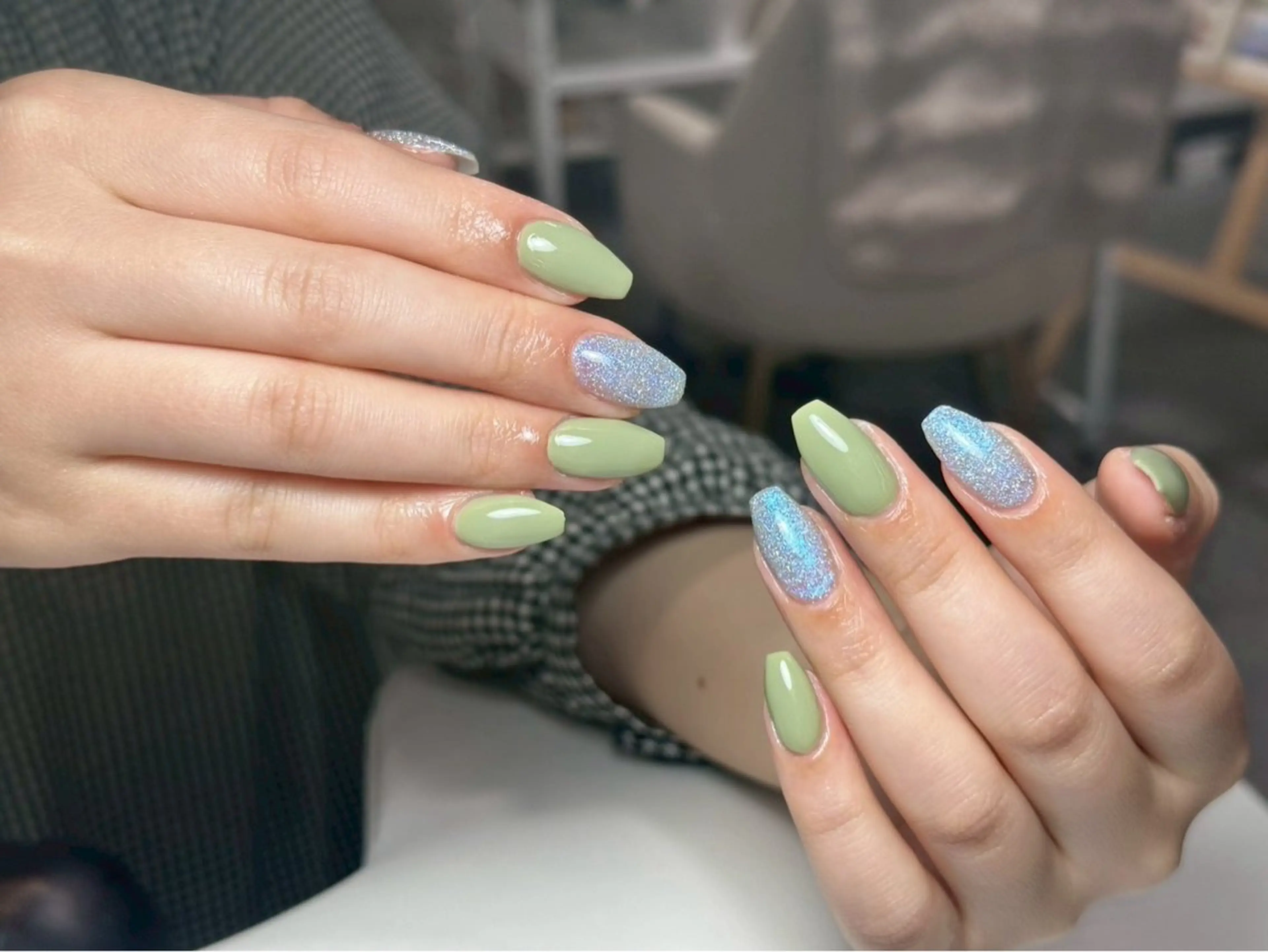 ミディアム ハンドネイル ビン アンのネイルデザイン