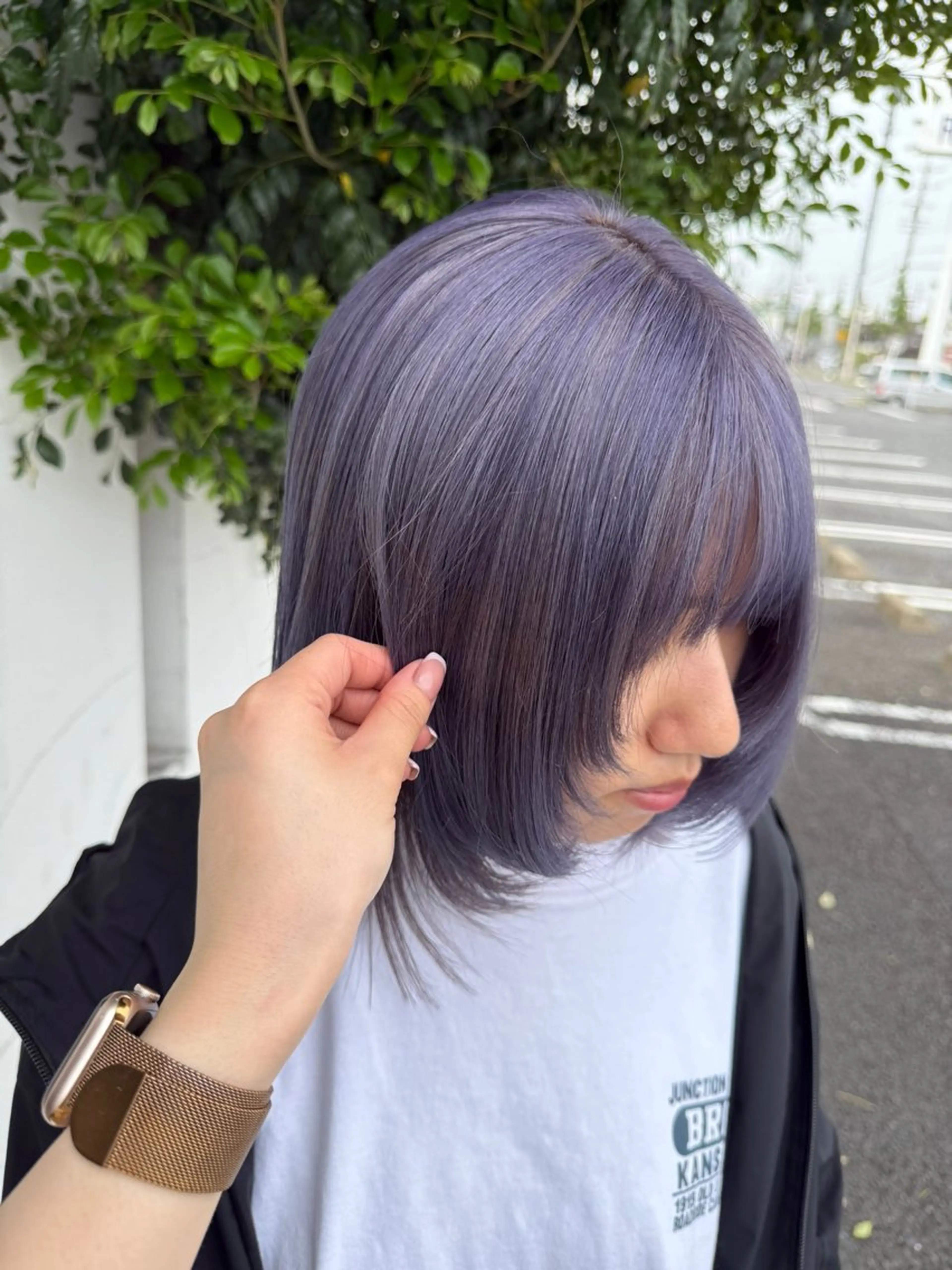 ミディアム カラー ブリーチ ラベンダーカラー シルバー カット ヘアカラー BRANCHÉ小牧/ 西尾 美月のヘアスタイル