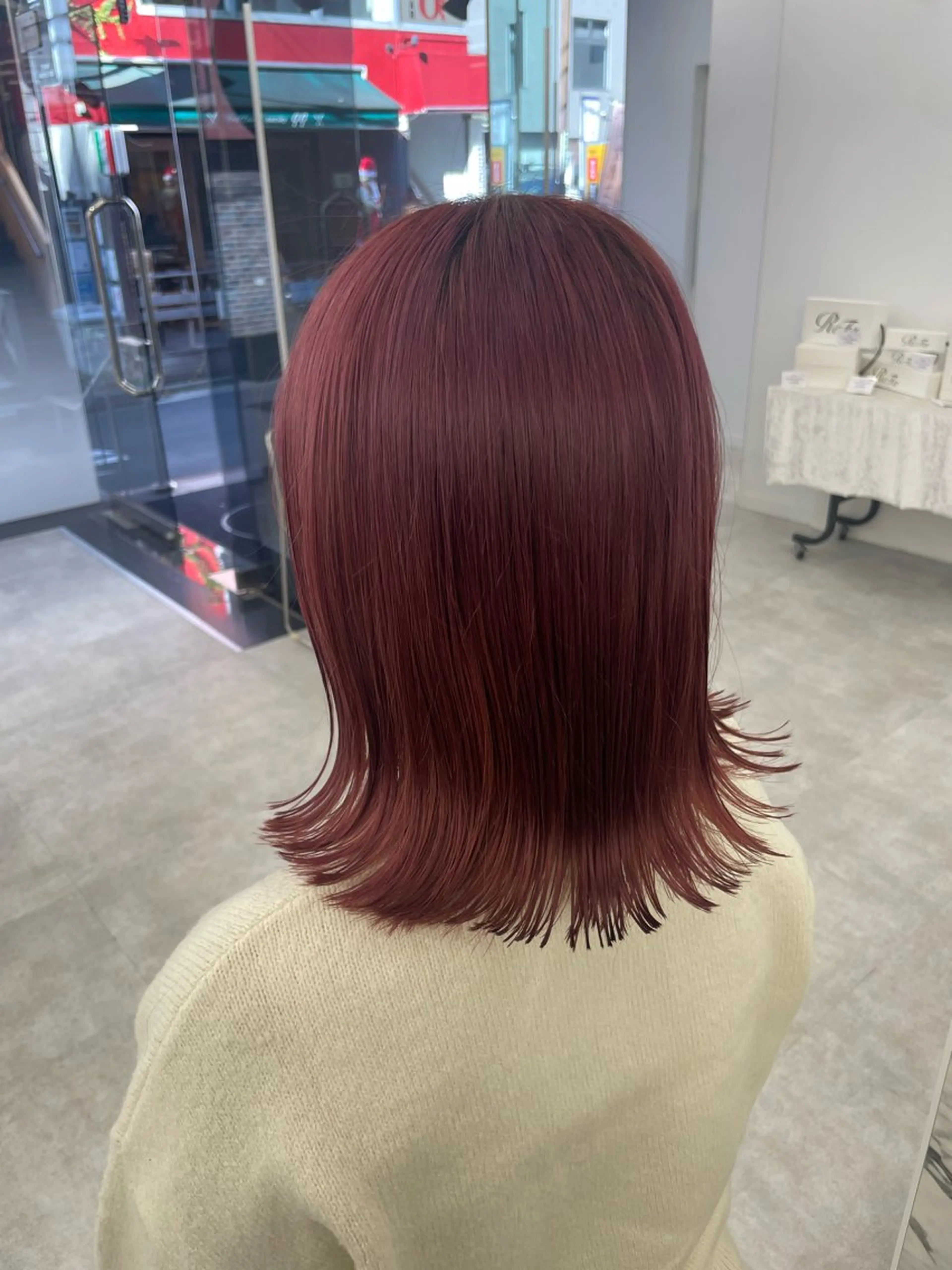 ミディアム カラー ヘアアレンジ ヘアカラー トリートメント 【Sweep】おじま のぞみのヘアスタイル