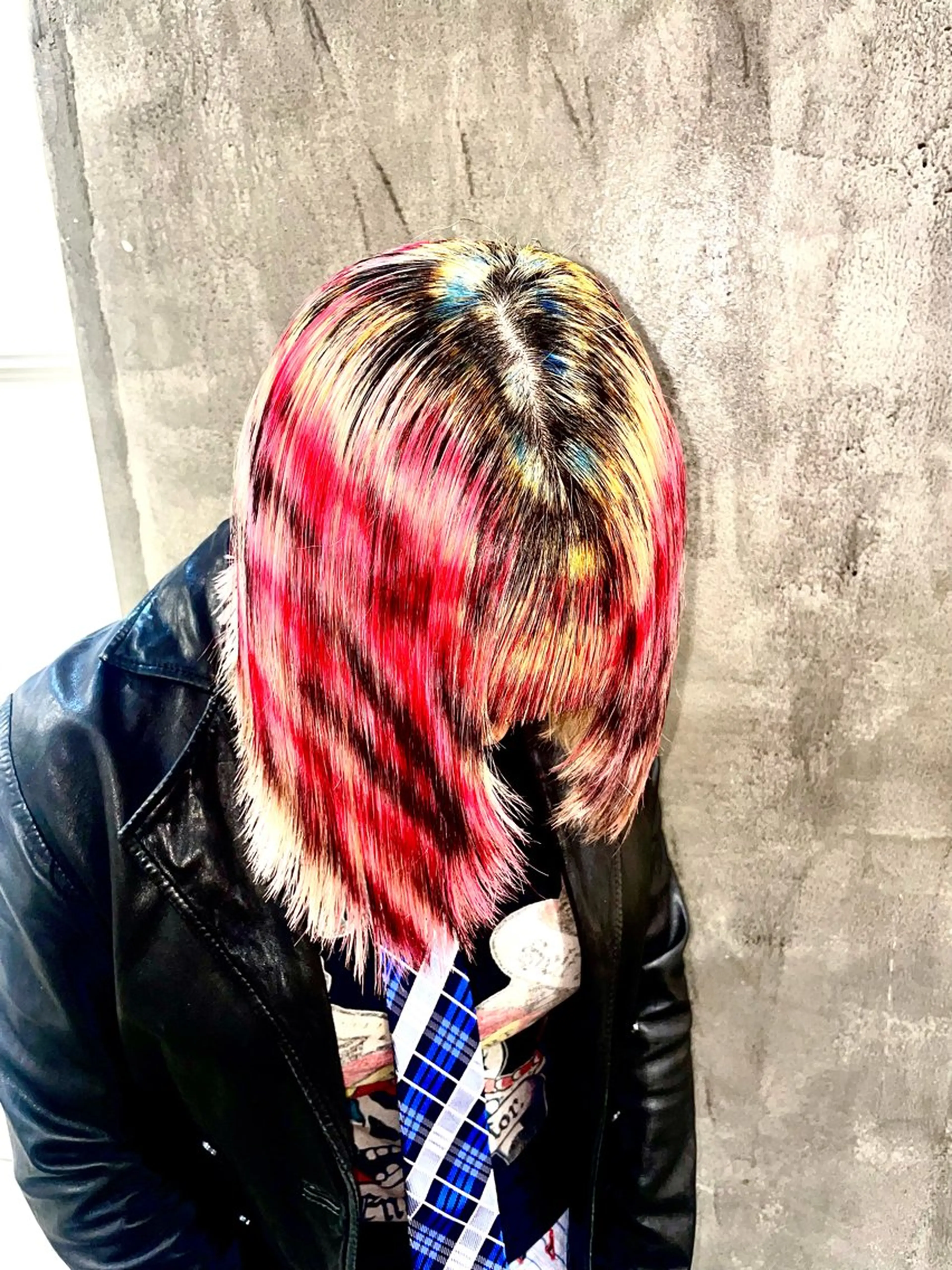 ミディアム カラー カット ヘアカラー トリートメント デザインカラー⭐︎★ 🐆hyo🐆のヘアスタイル