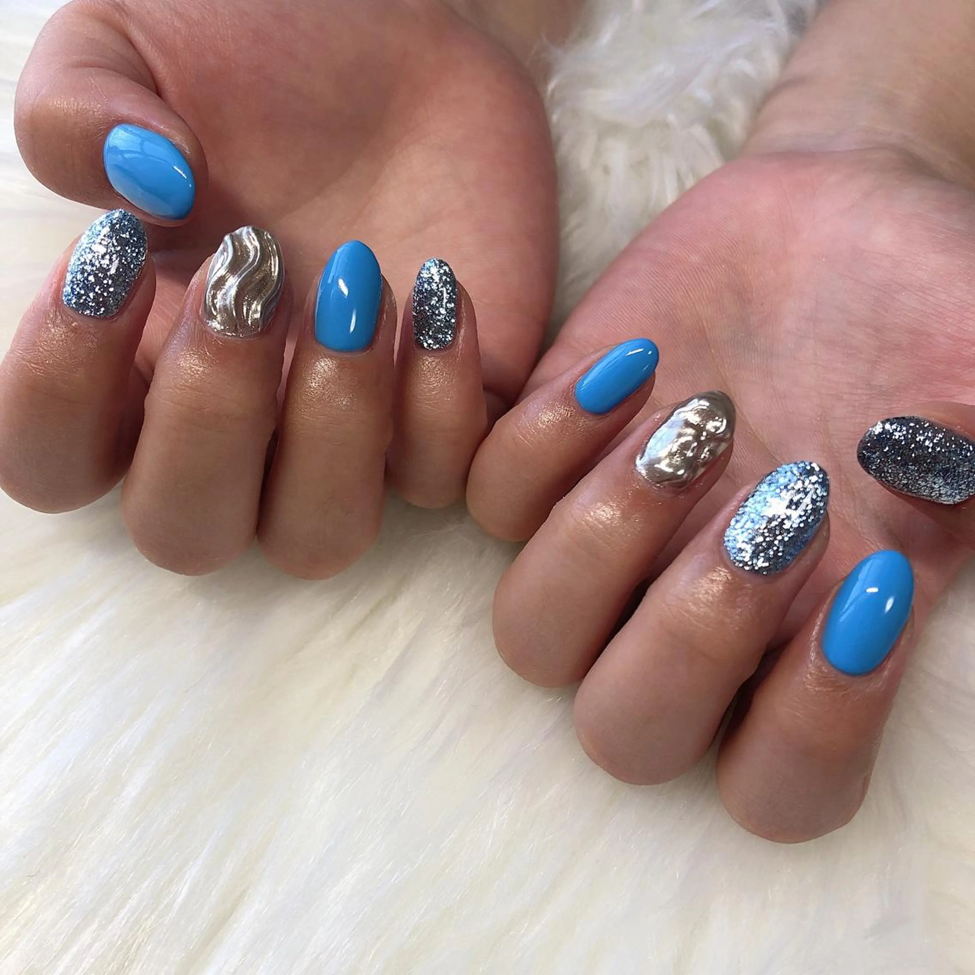 ネイル ハンドネイル 西岡 杏のネイルデザイン