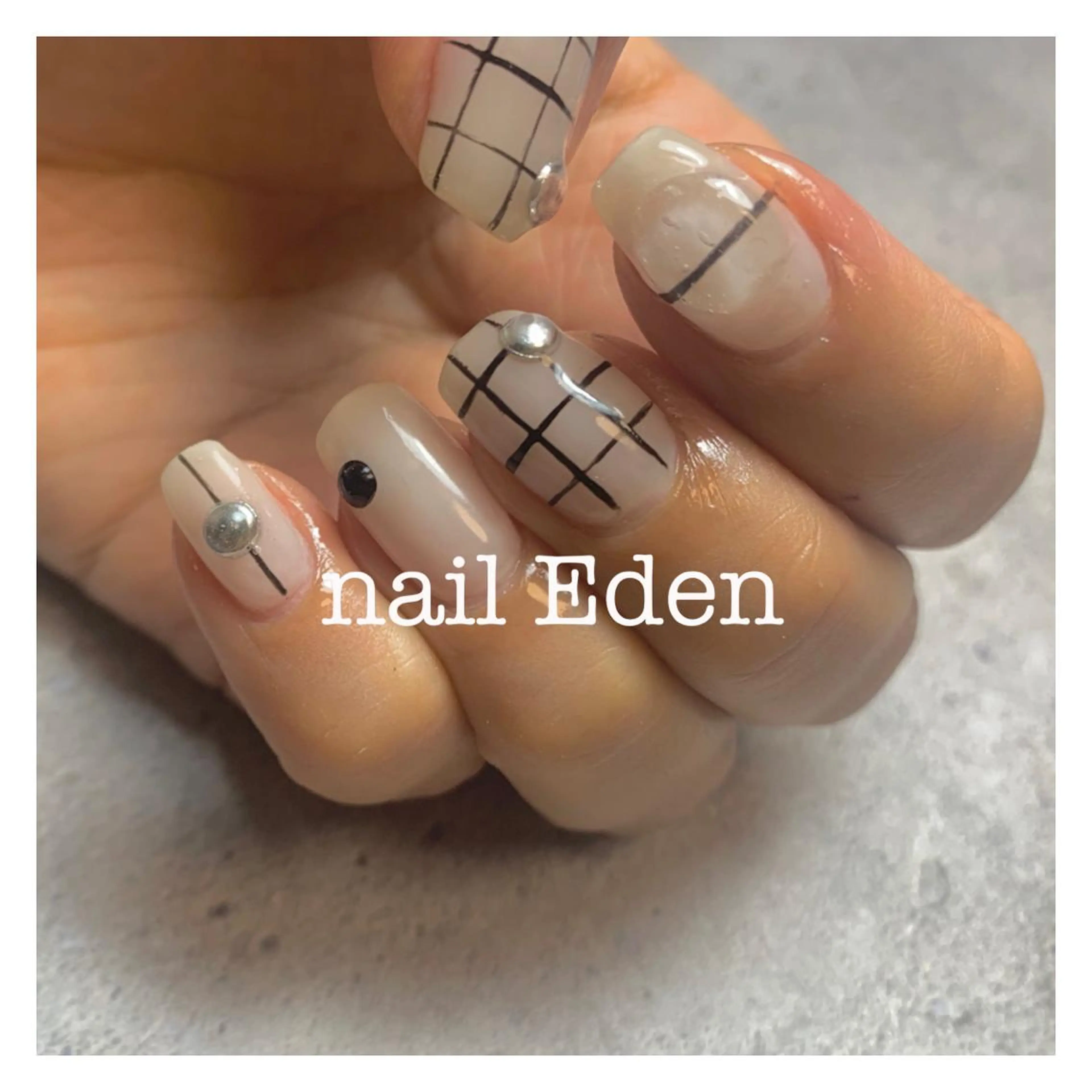 ネイル Eden　private nail saron所属・Eden ♾️のネイルデザイン