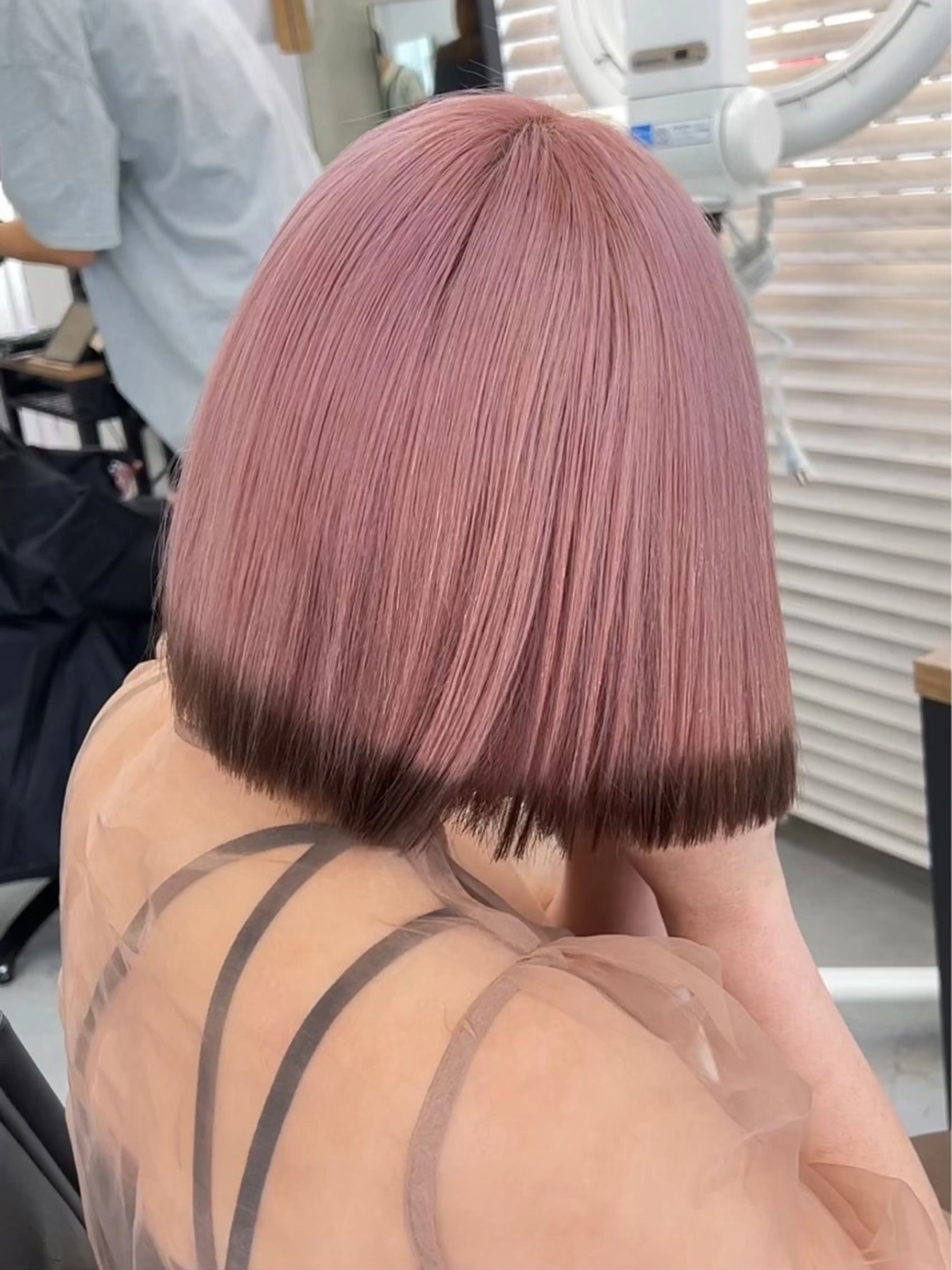 ミディアム カラー ヘアアレンジ ブラウンカラー デザインカラー ピンクカラー 🫧透明感カラー/ ナルハ🫧のヘアスタイル