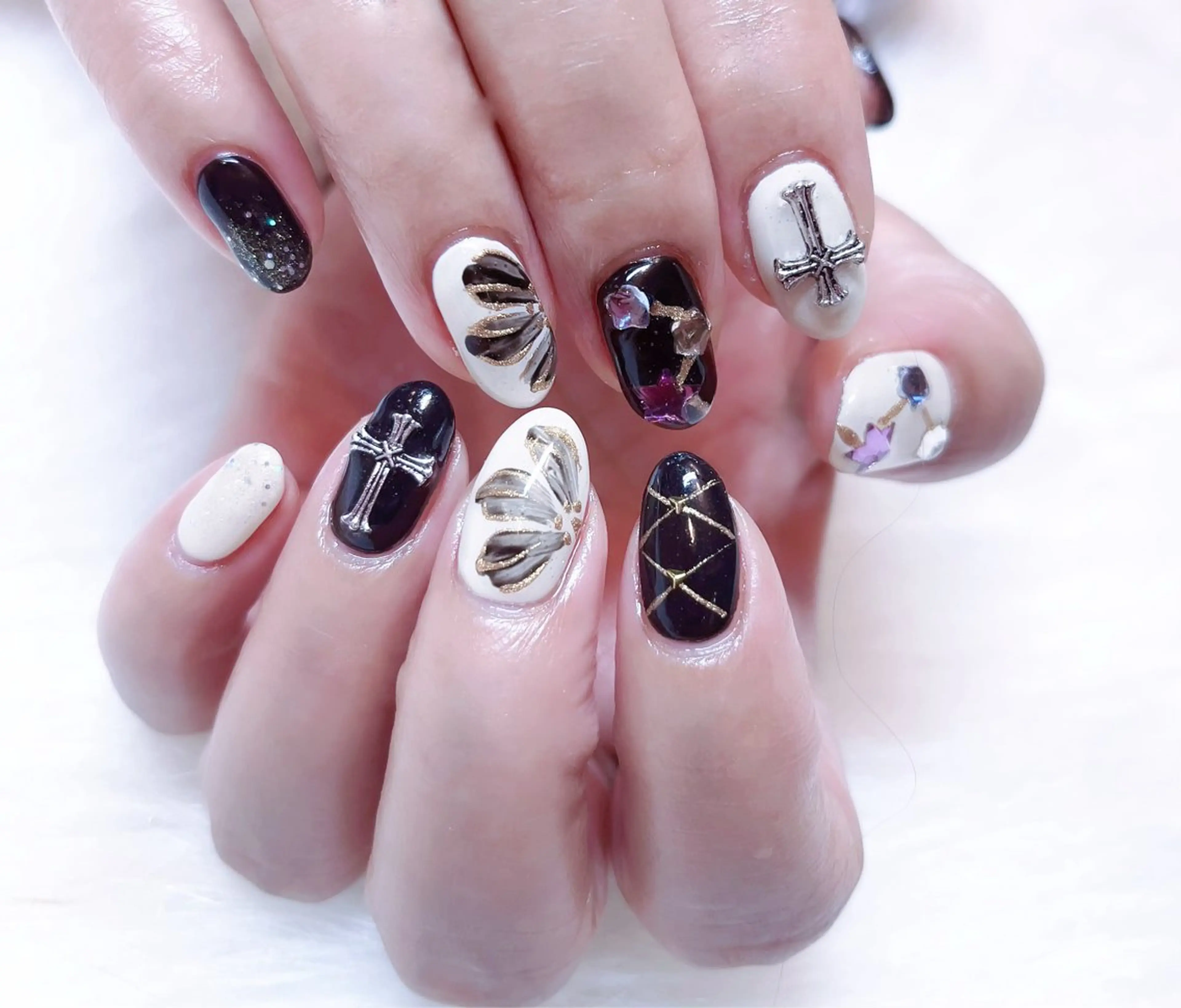 ネイル MoonNail ユリ🌸のネイルデザイン
