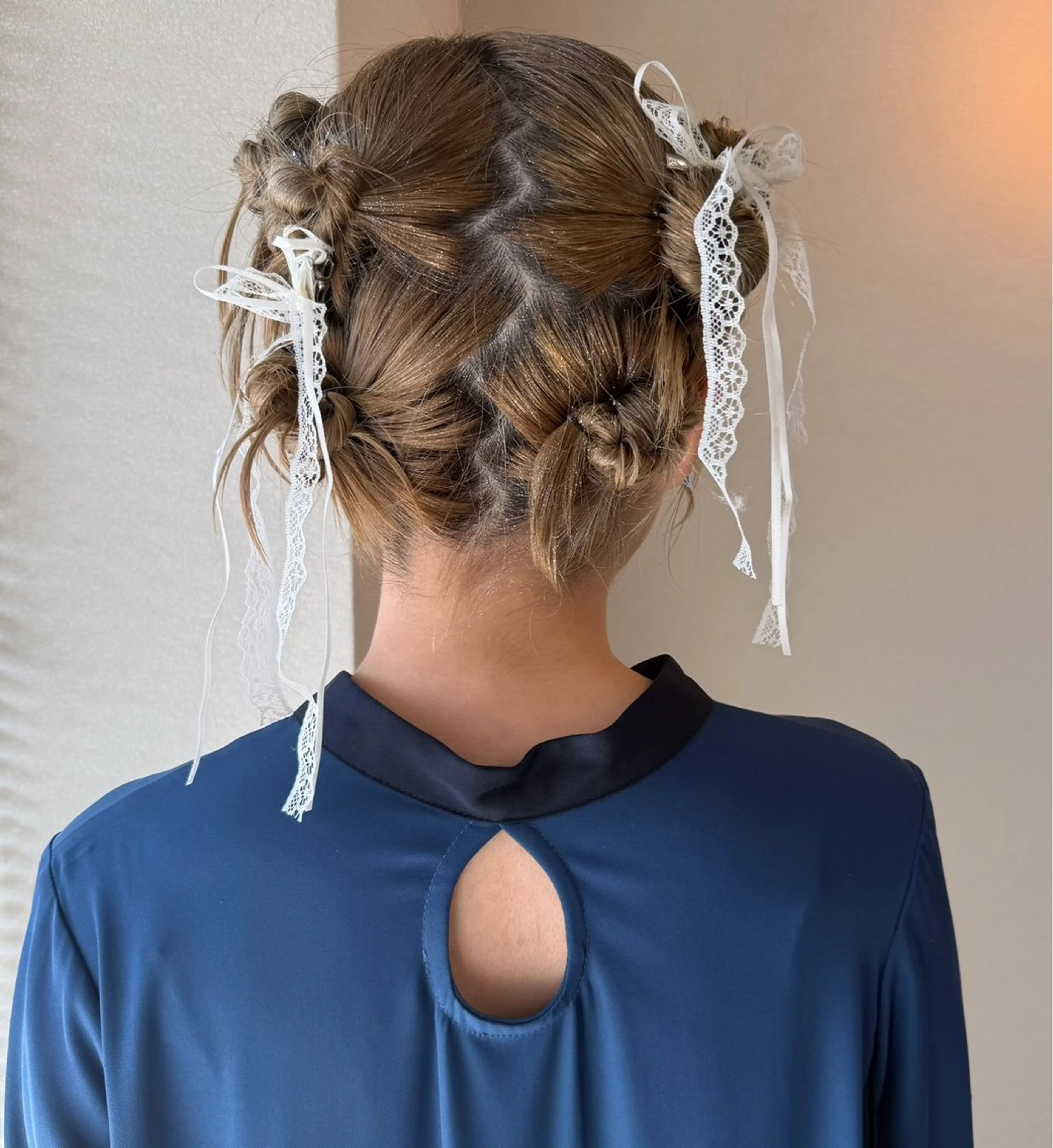 ミディアム ALOHA所属・川本 葵のヘアスタイル