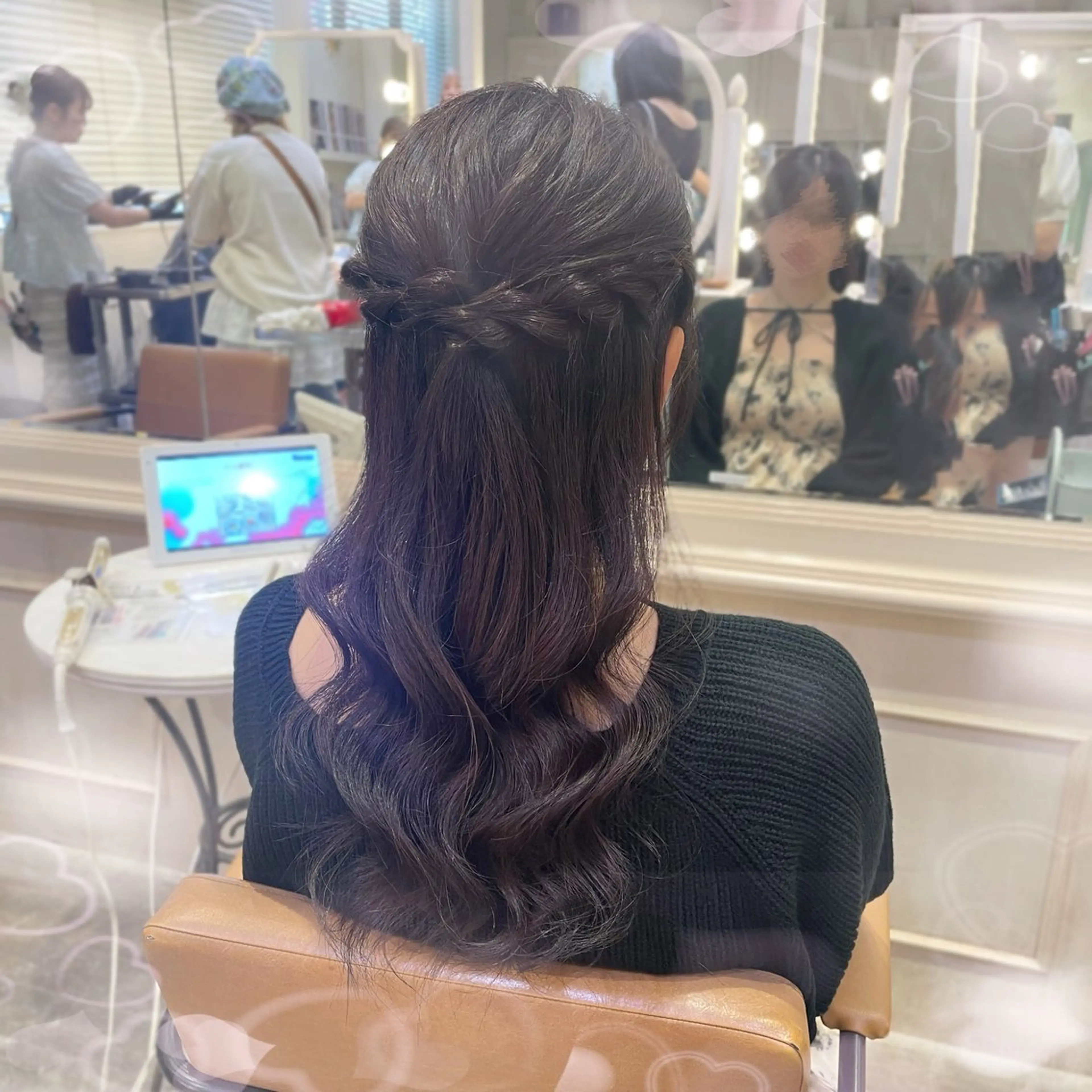 ヘアアレンジ ハーフアップ ヘアセット 🎼艶感カラー ヘアメ たま🎀のヘアスタイル
