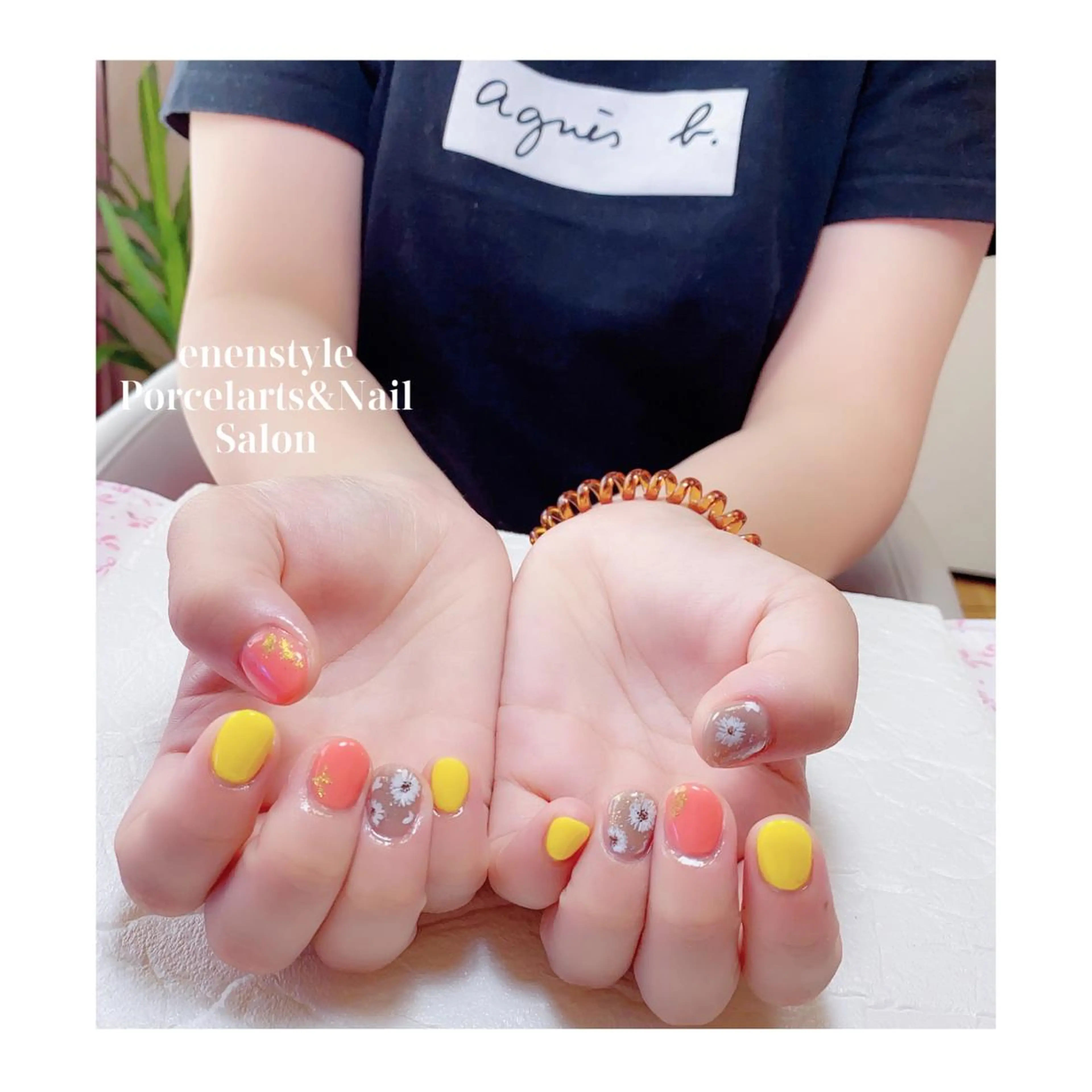 ショート ネイル ジェルネイル ニュアンスネイル オフィスネイル ワンカラーネイル パラジェル ハンドネイル 👑enen style👑のネイルデザイン