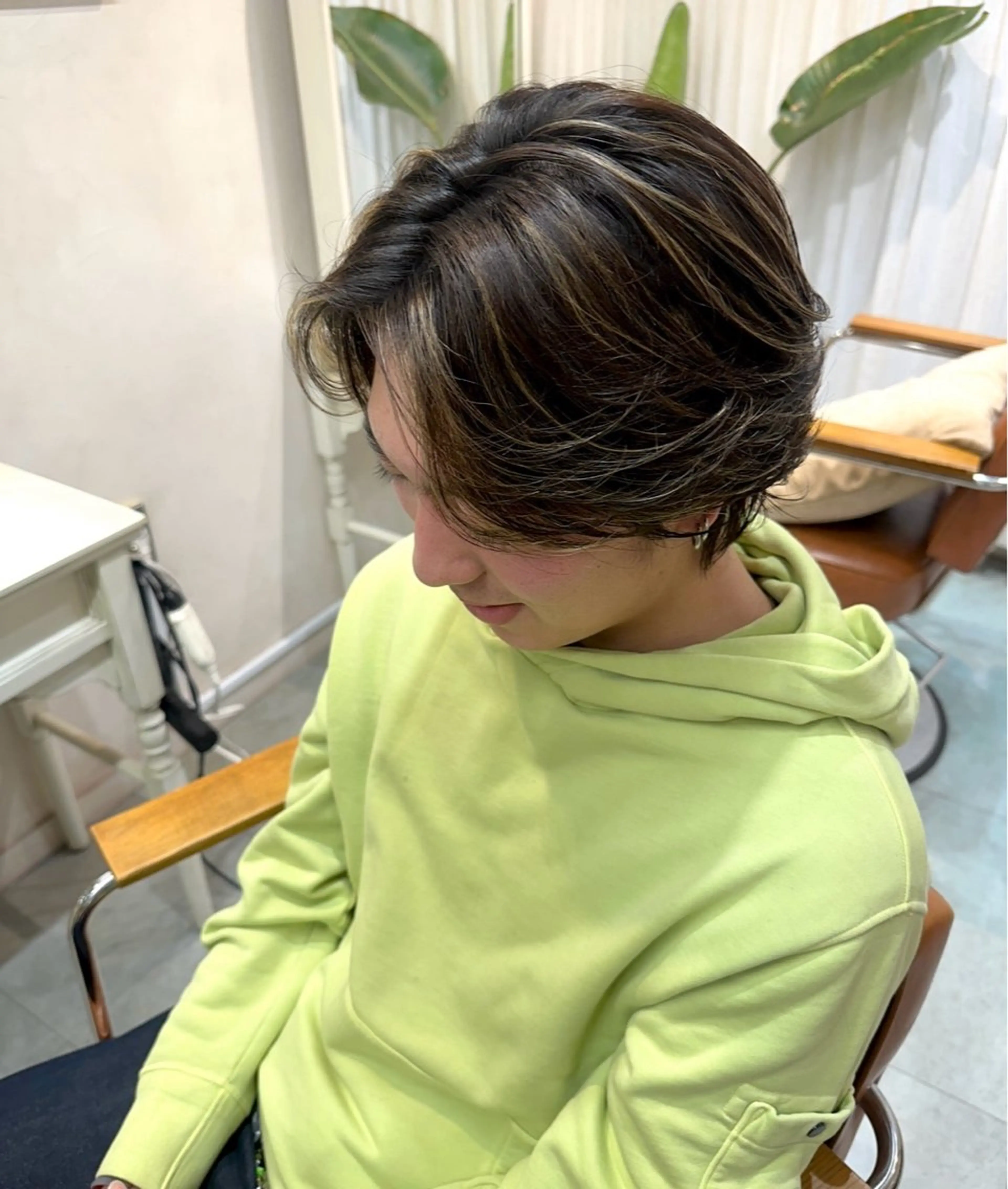 メンズ ヘアカラー Suzuha 新宿のヘアスタイル