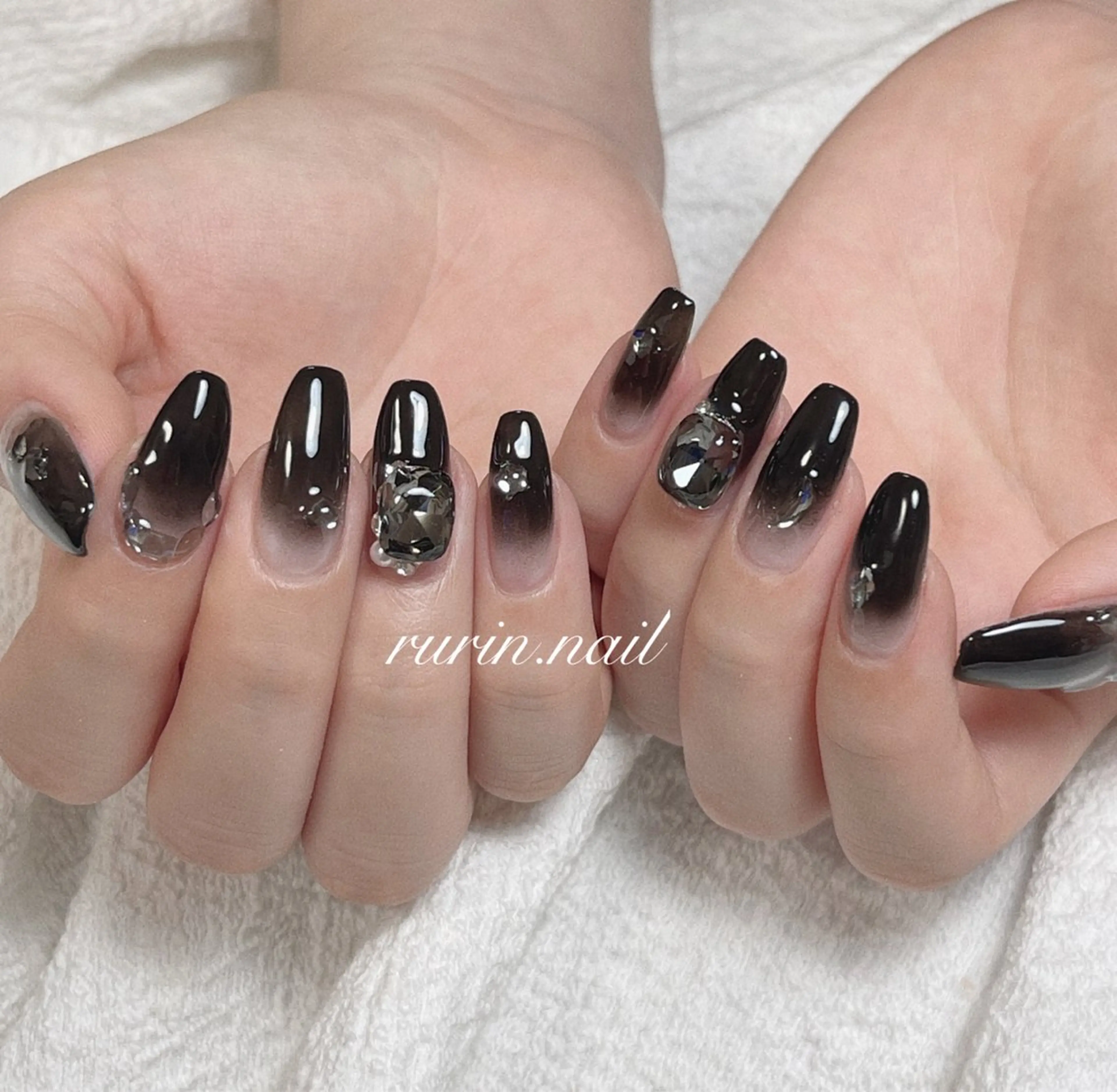 ネイル ハンドネイル ルリン サロン💅のネイルデザイン