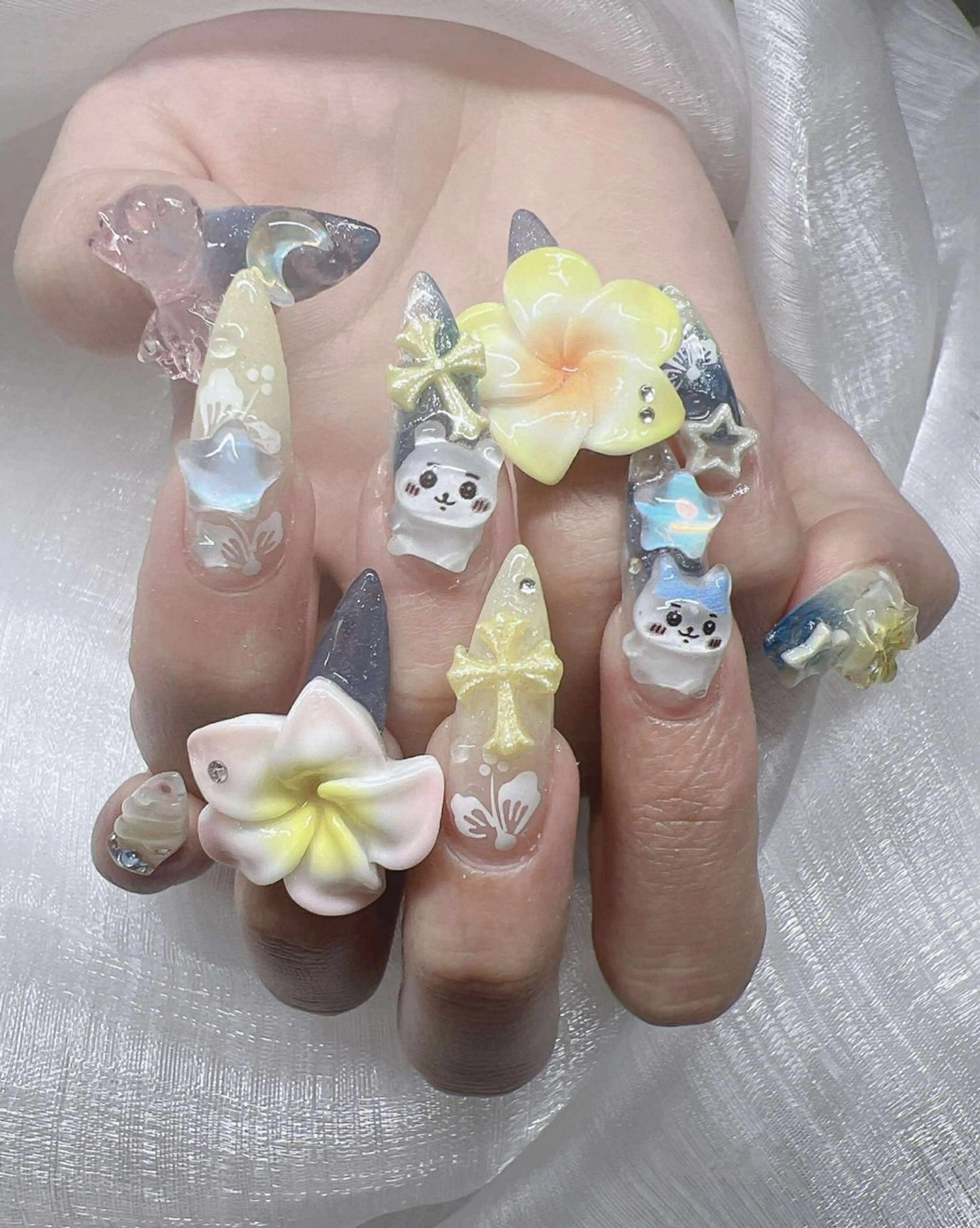 ネイル 長さ出し グラデーション 卒業式 キラキラネイル マグネットネイル ハンドネイル Lee Nailsのネイルデザイン