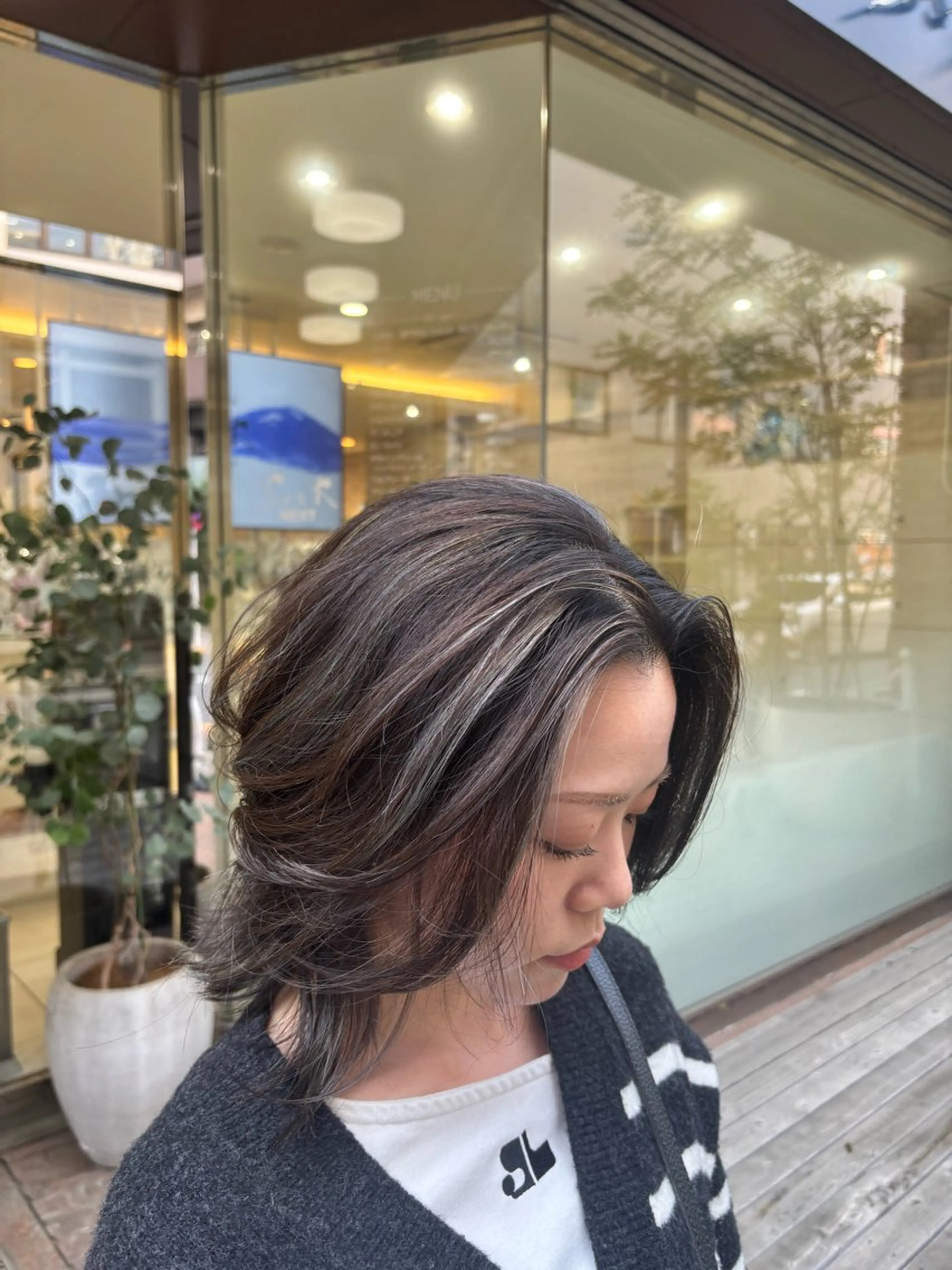 ミディアム カラー ハイライトカラー ハイライト レイヤーカット カット ヘアカラー 田野倉NEXT店 美髪ニストのヘアスタイル