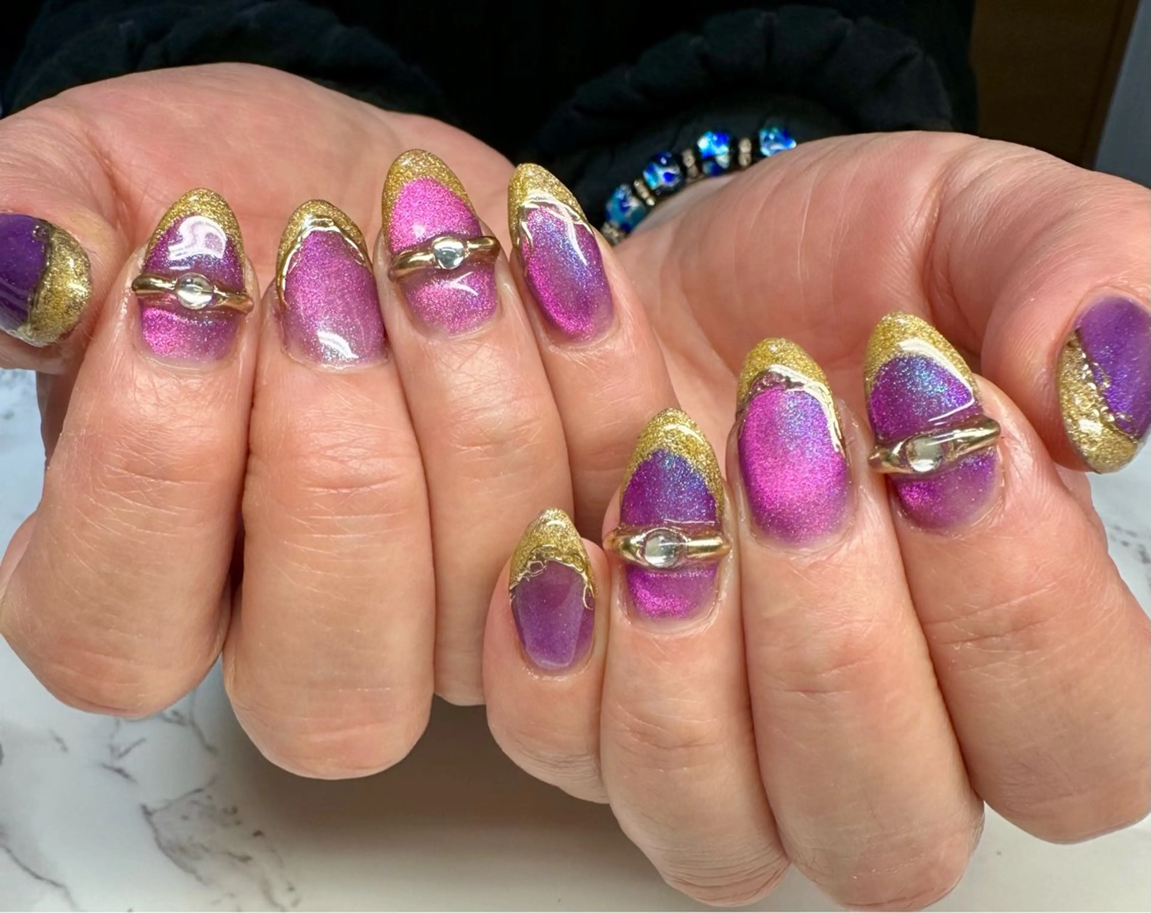 ネイル アートネイル チークネイル キラキラネイル ラメ(グリッター) マグネットネイル M.N_ nailのネイルデザイン