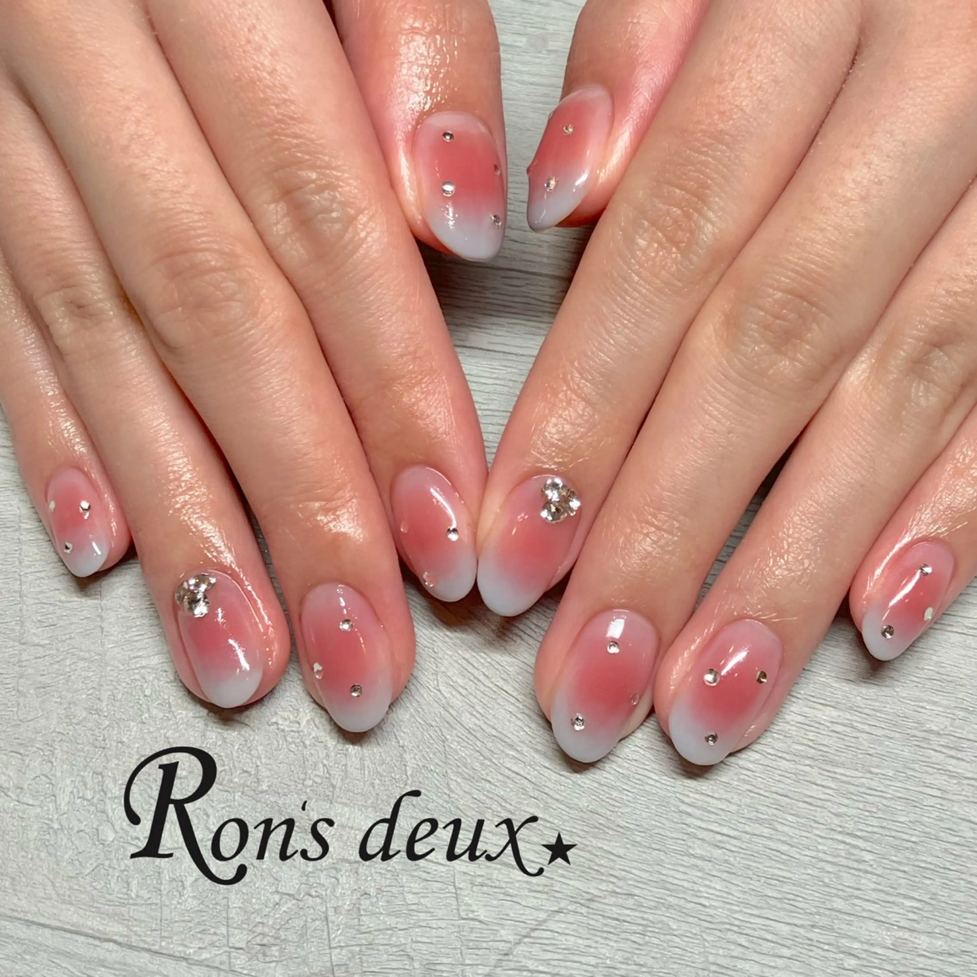 ネイル Ron's deux ふじまきのネイルデザイン