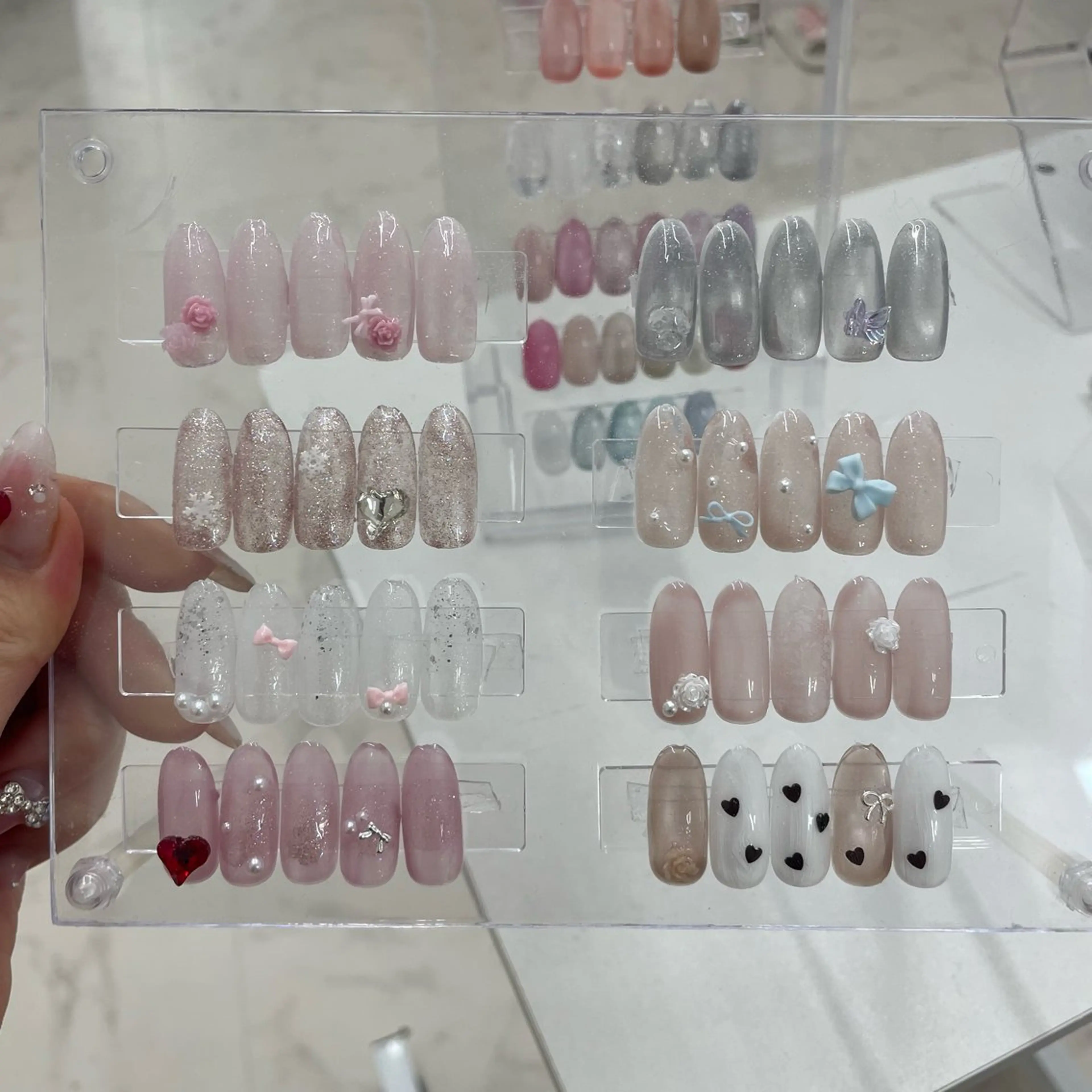 ネイル moon nail hikariのネイルデザイン