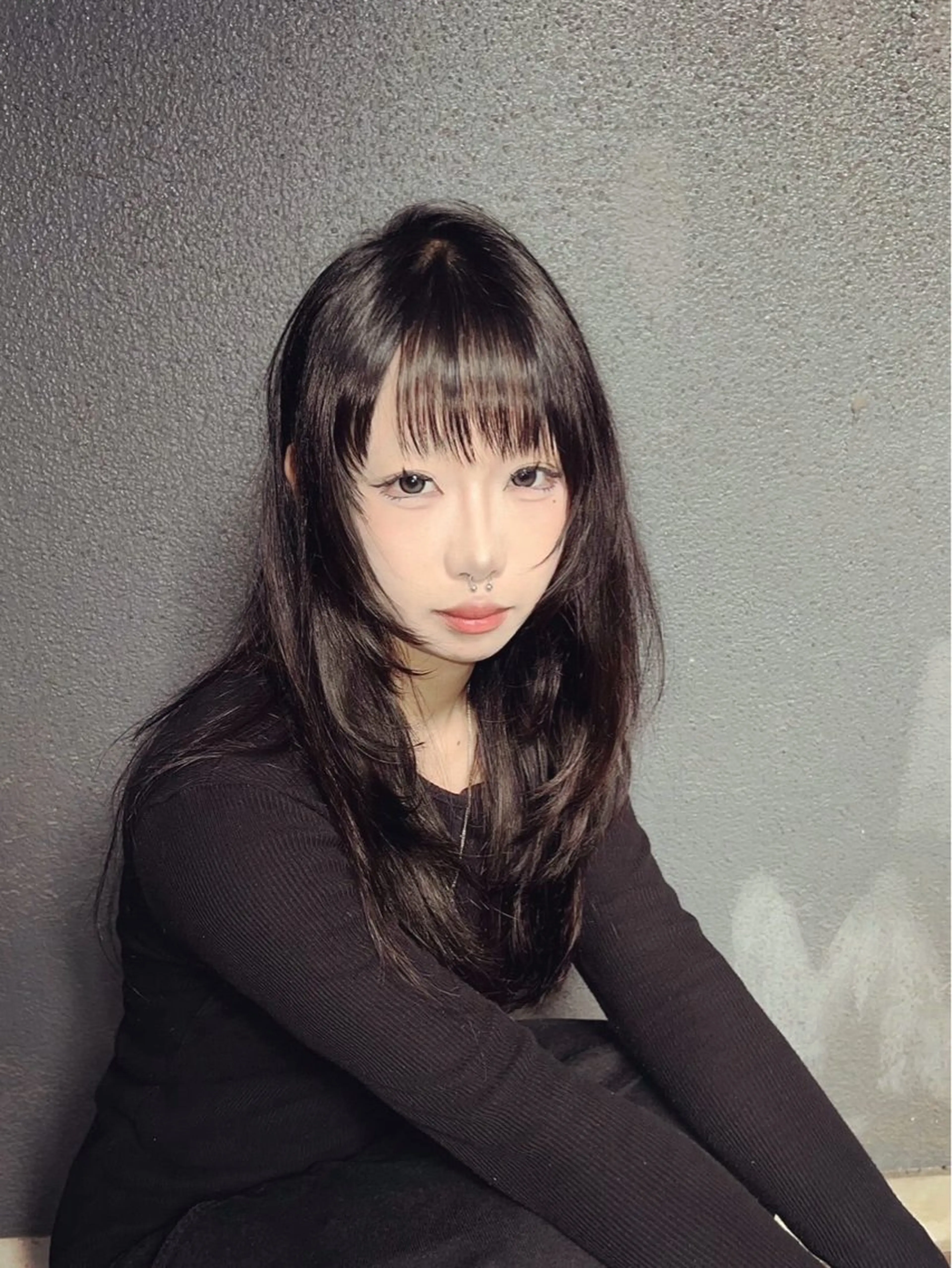 ロング カット AIRA/ブリーチ ‪/透明感カラーのヘアスタイル