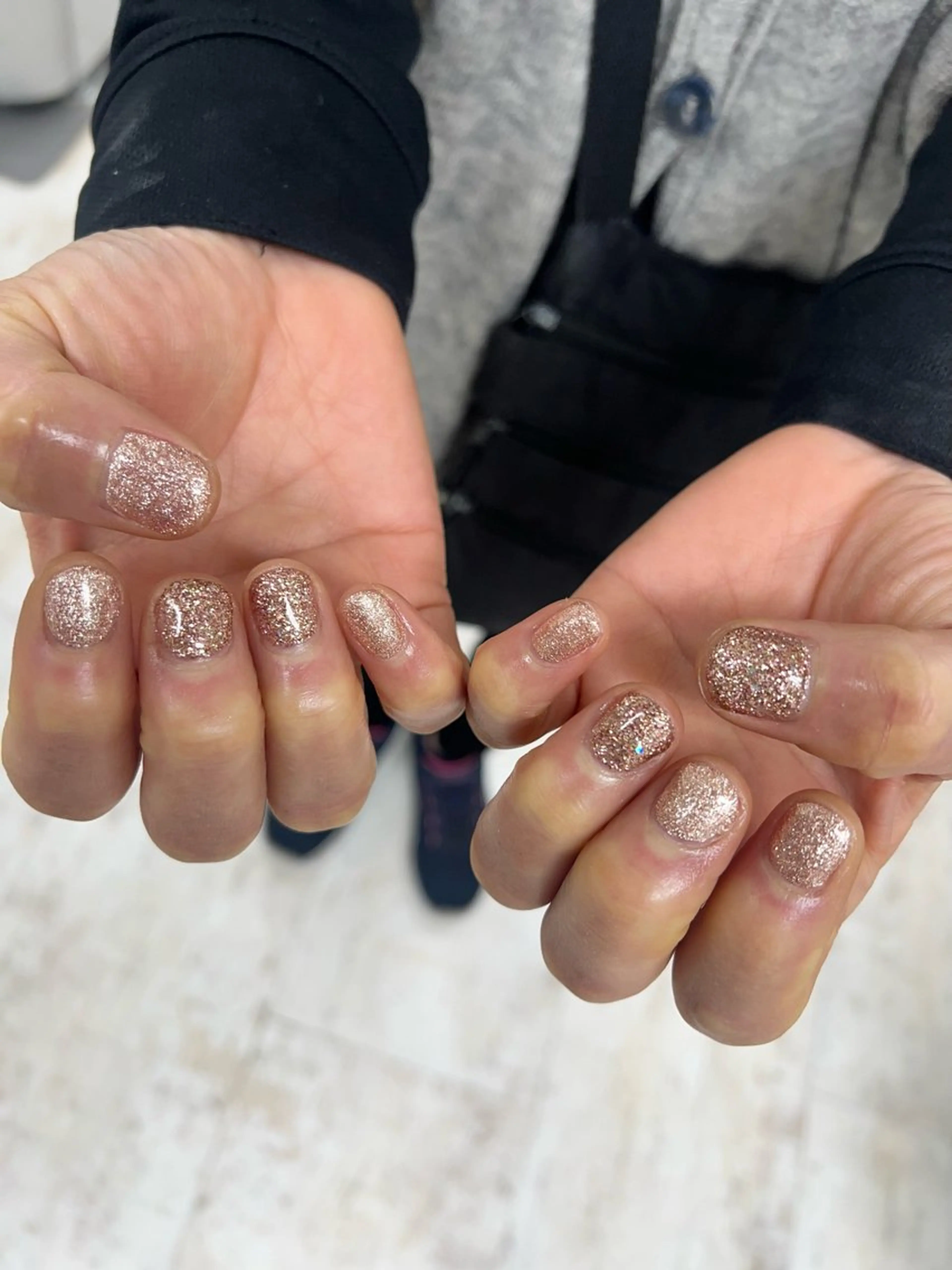 ネイル ワンカラーネイル 吉田 里菜のネイルデザイン