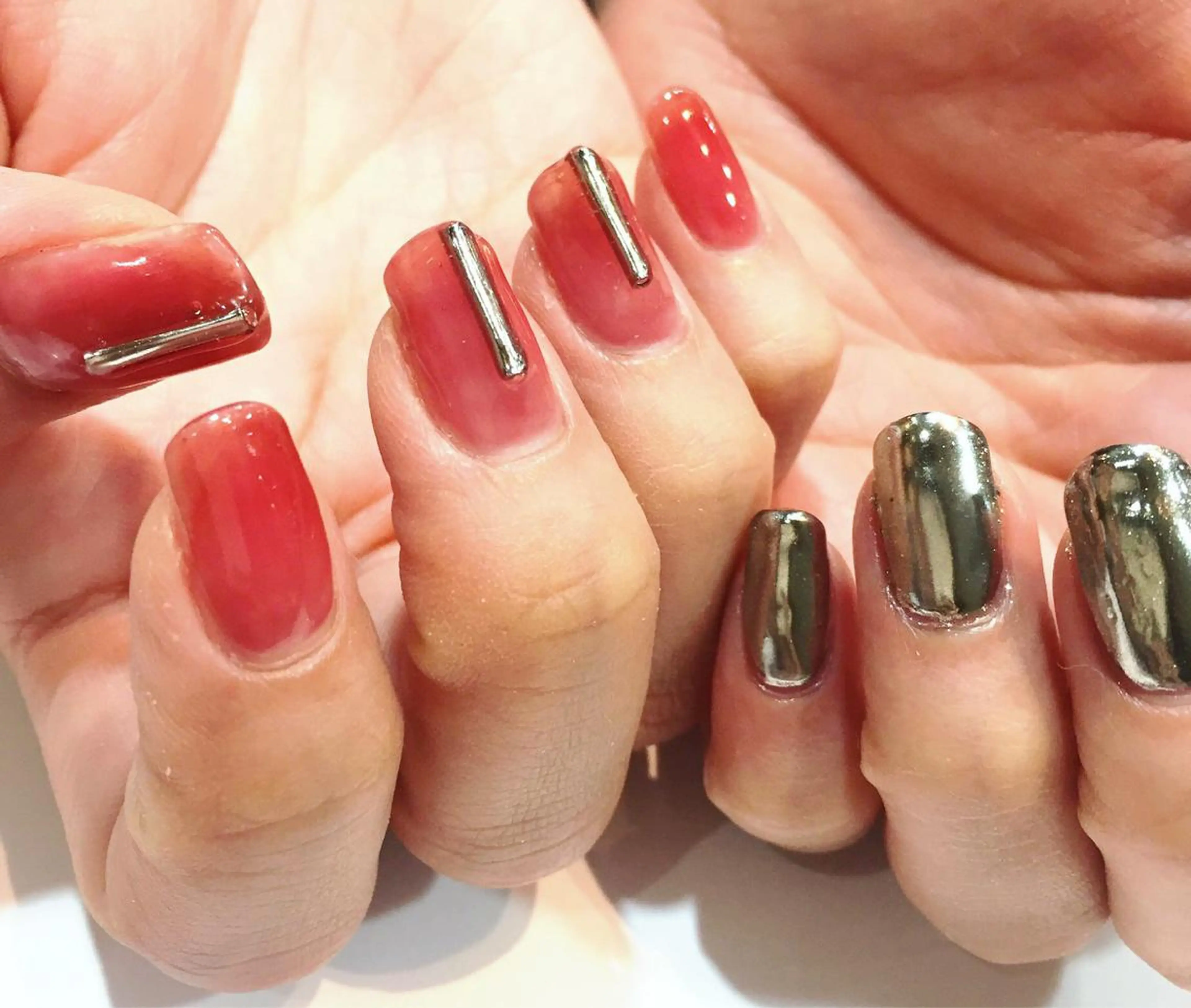 ネイル nail atelier AMBER所属・saori .の眉毛・アイブロウイメージ