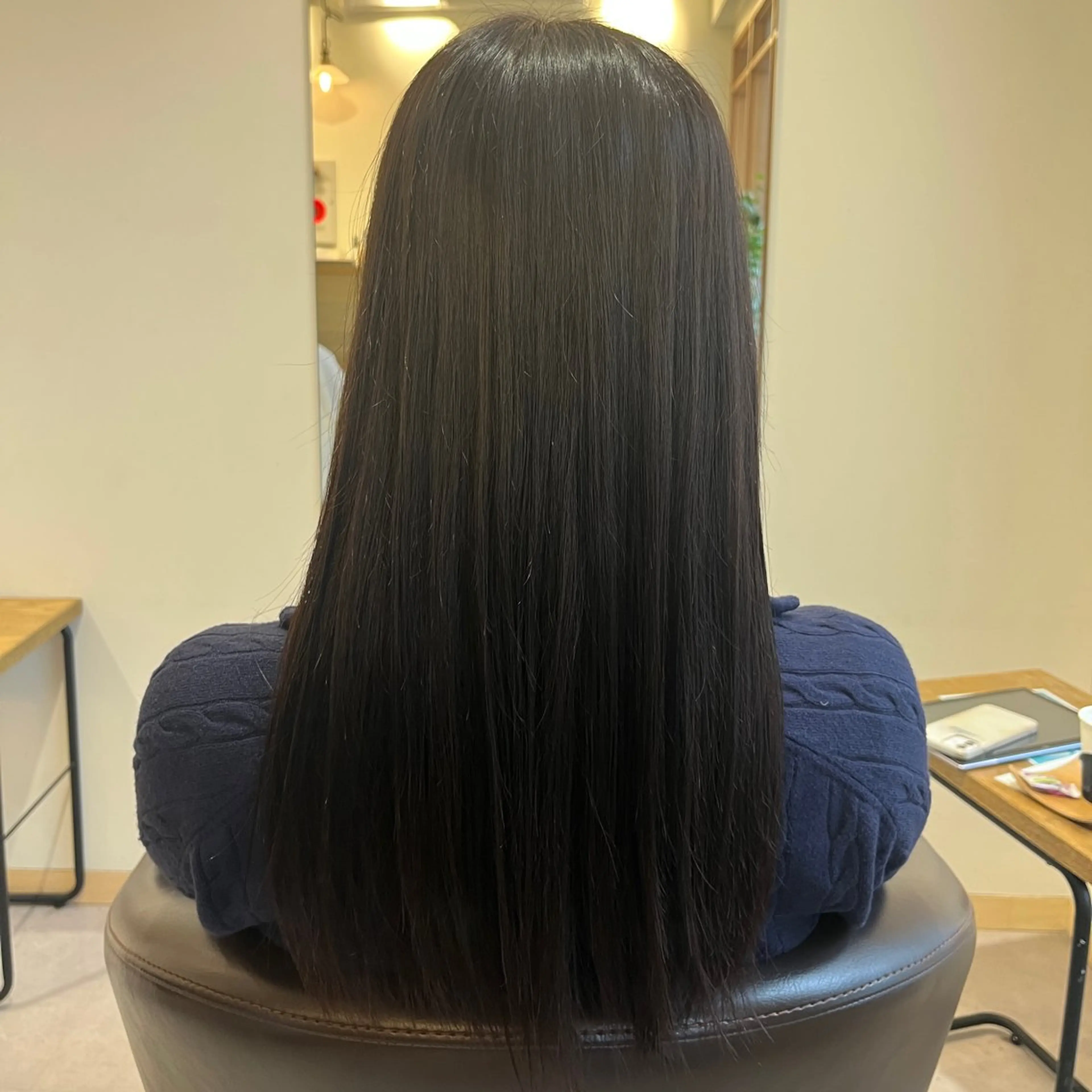 ロング カラー 荒井 茉凜のヘアスタイル