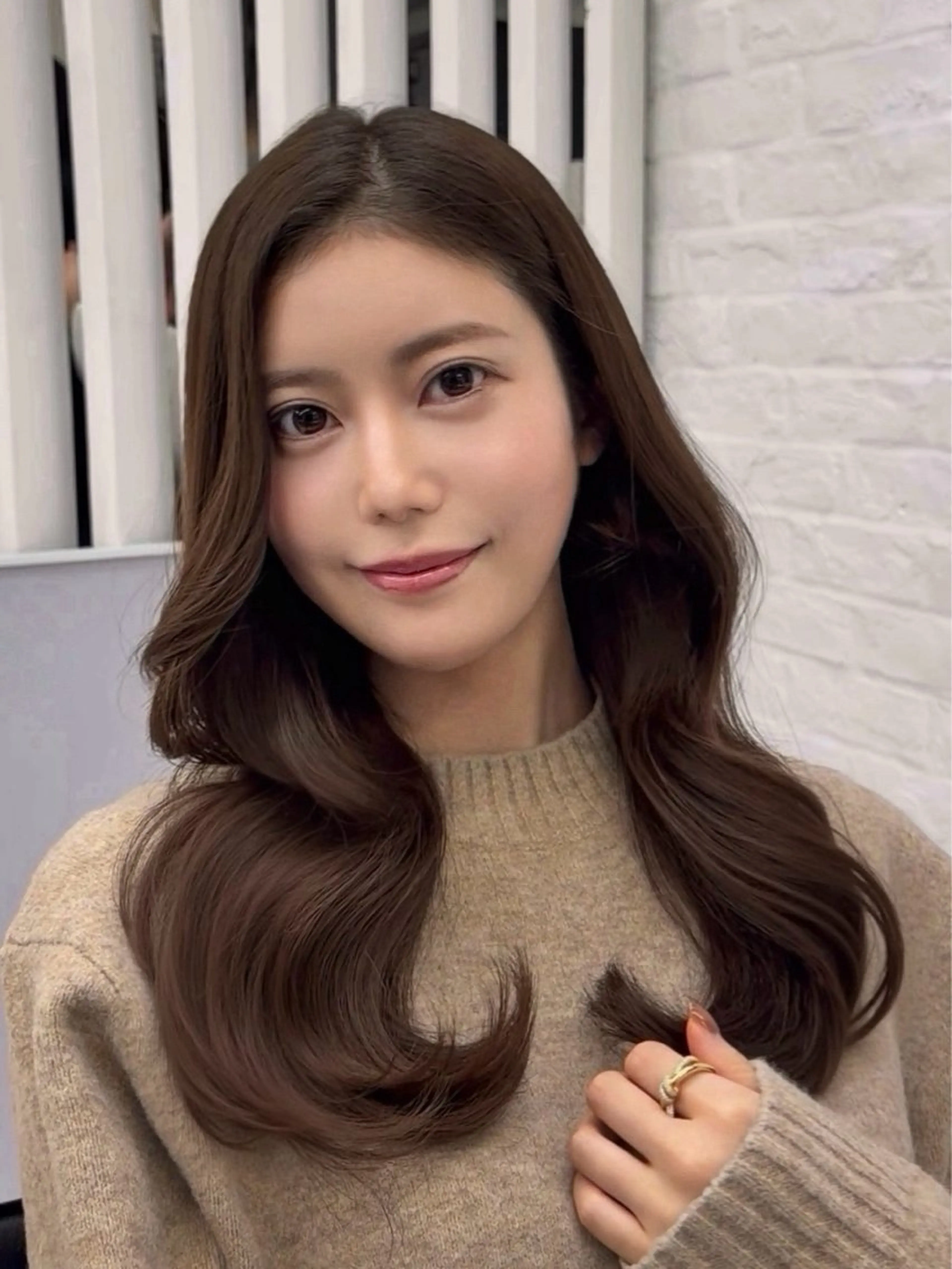 セミロング くびれヘア 顔周りカット 韓国風ヘア レイヤーカット シースルーバング カット ヘアカラー トリートメント ヘッドスパ ヘアセット 韓国ヘア×2way 🇰🇷和知拓郎のヘアスタイル