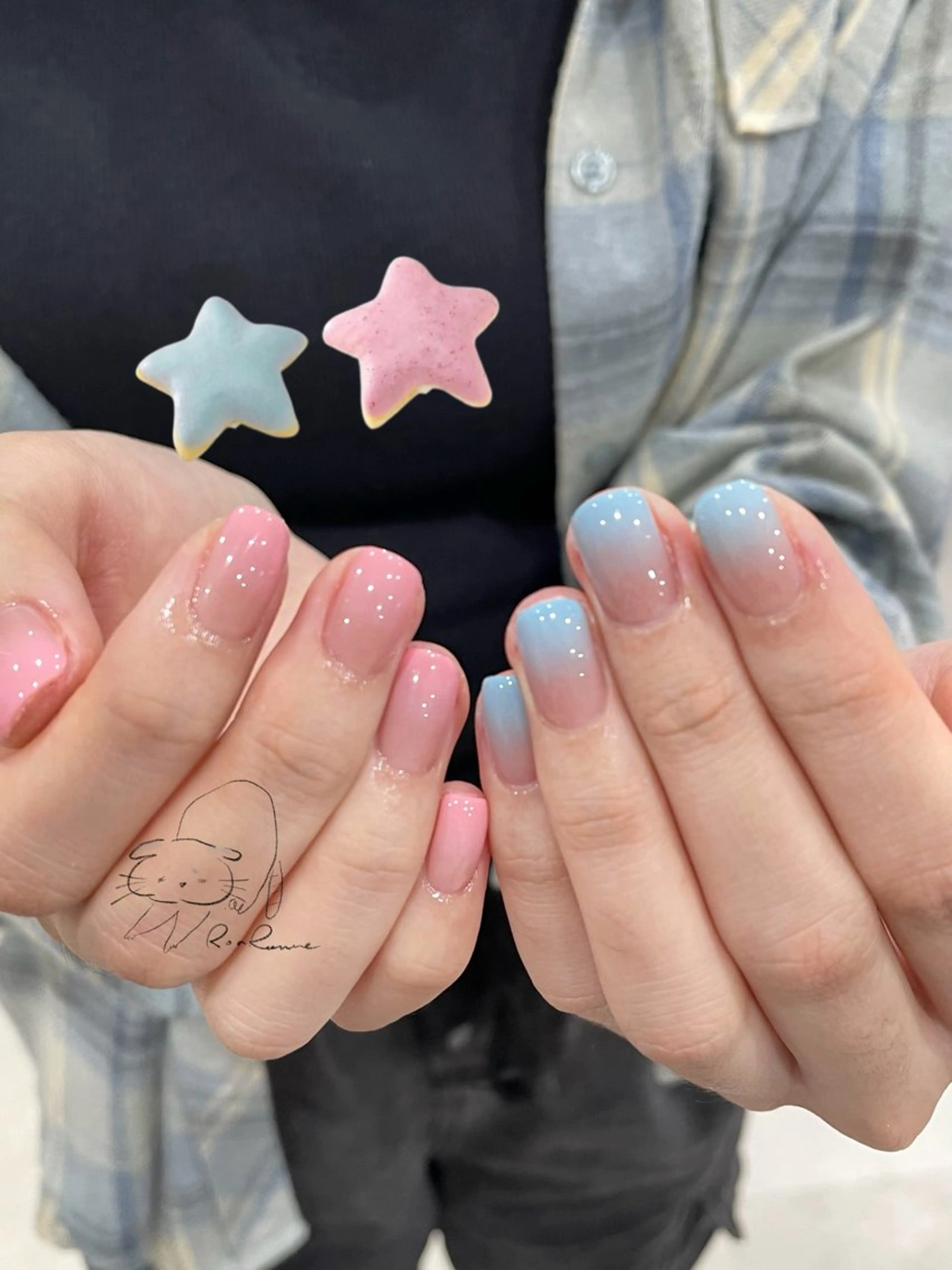 ネイル オーロラネイル 長さ出し フレンチネイル ジェルネイル ミラーネイル ハンドネイル ronronne .のネイルデザイン