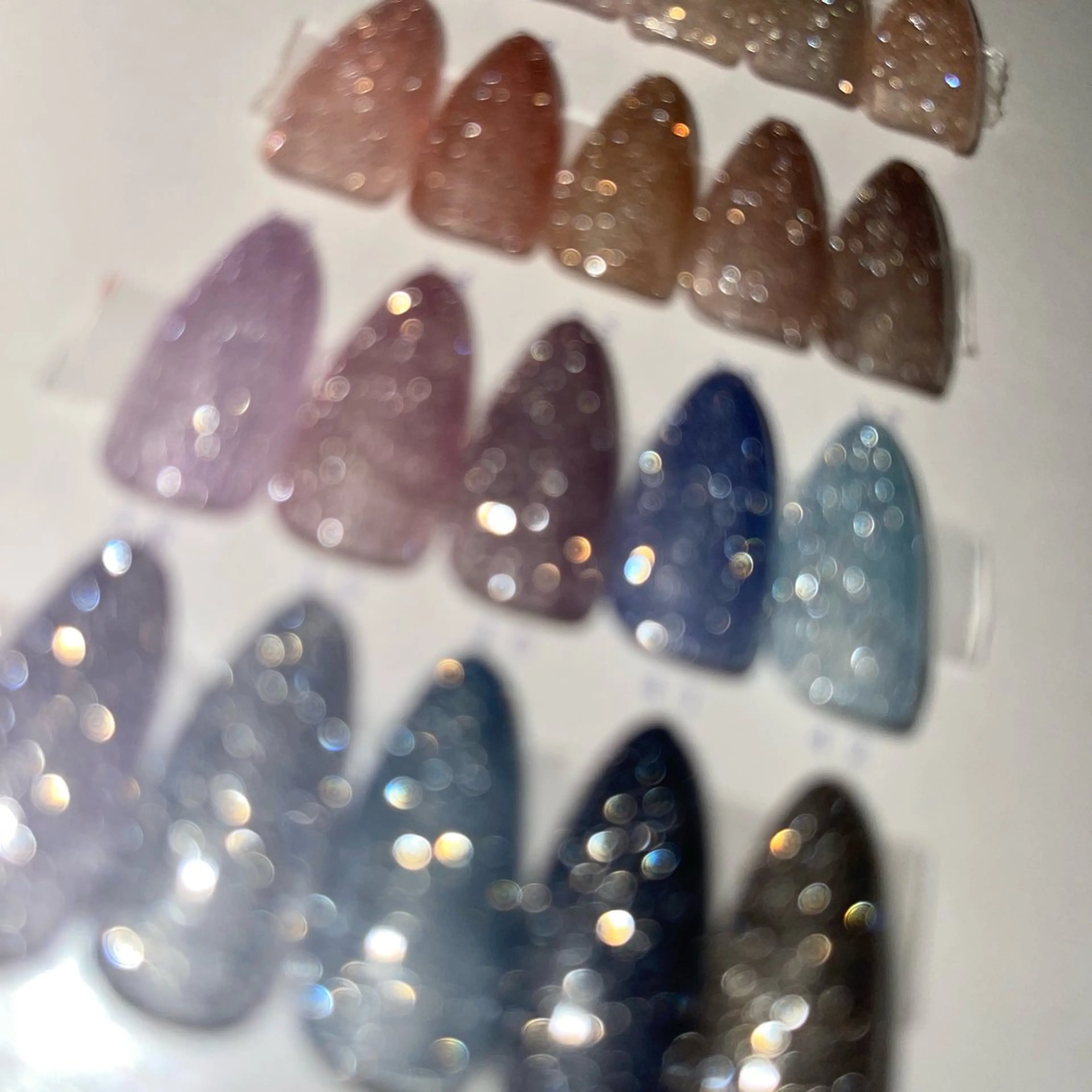 ネイル フラッシュネイル マグネットネイル ワンカラーネイル ハンドネイル RE SALONのネイルデザイン