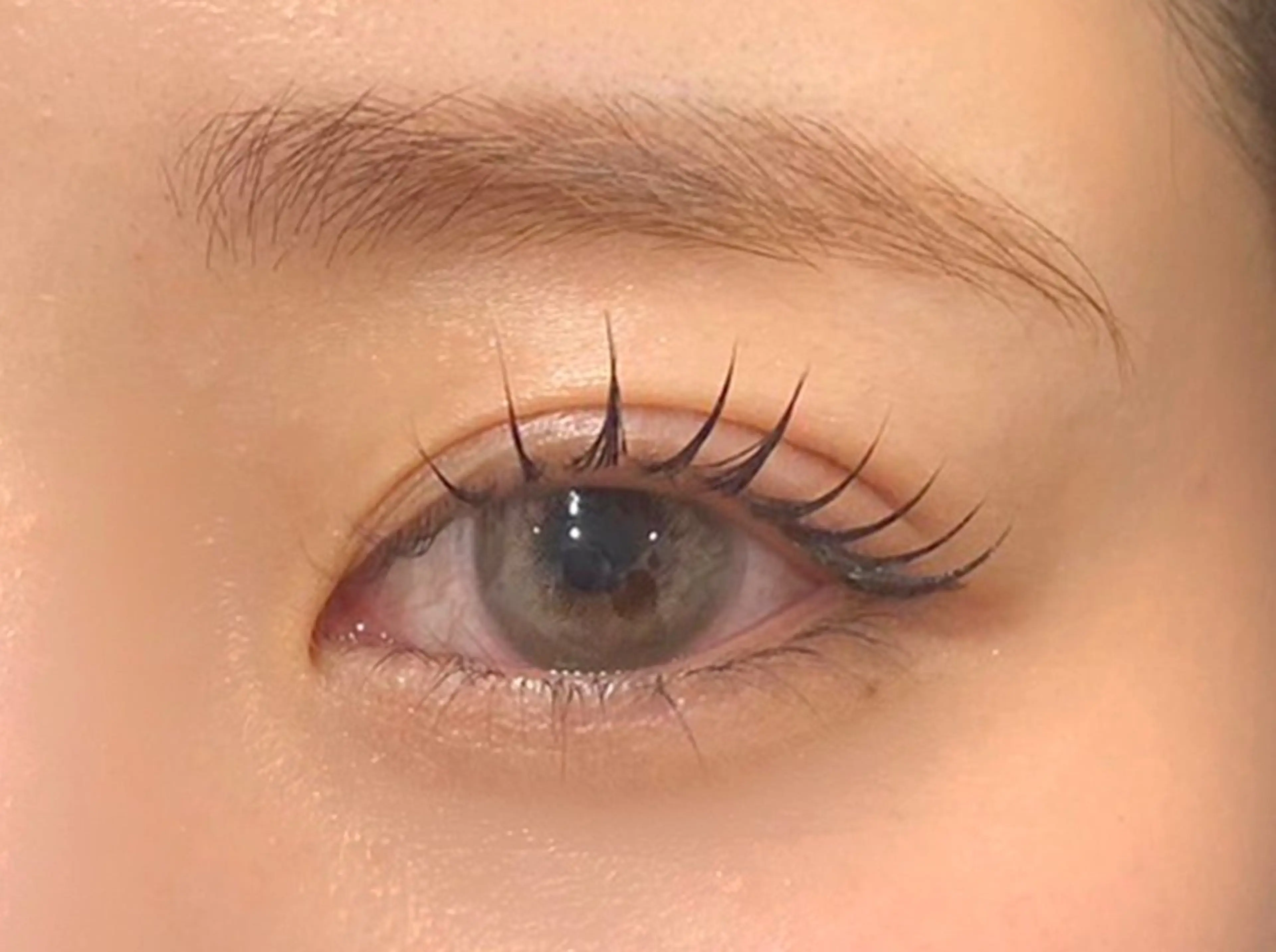 マツエク・マツパ プラスアイ新宿西口 駅前店🍯HIROのマツエク・マツパデザイン