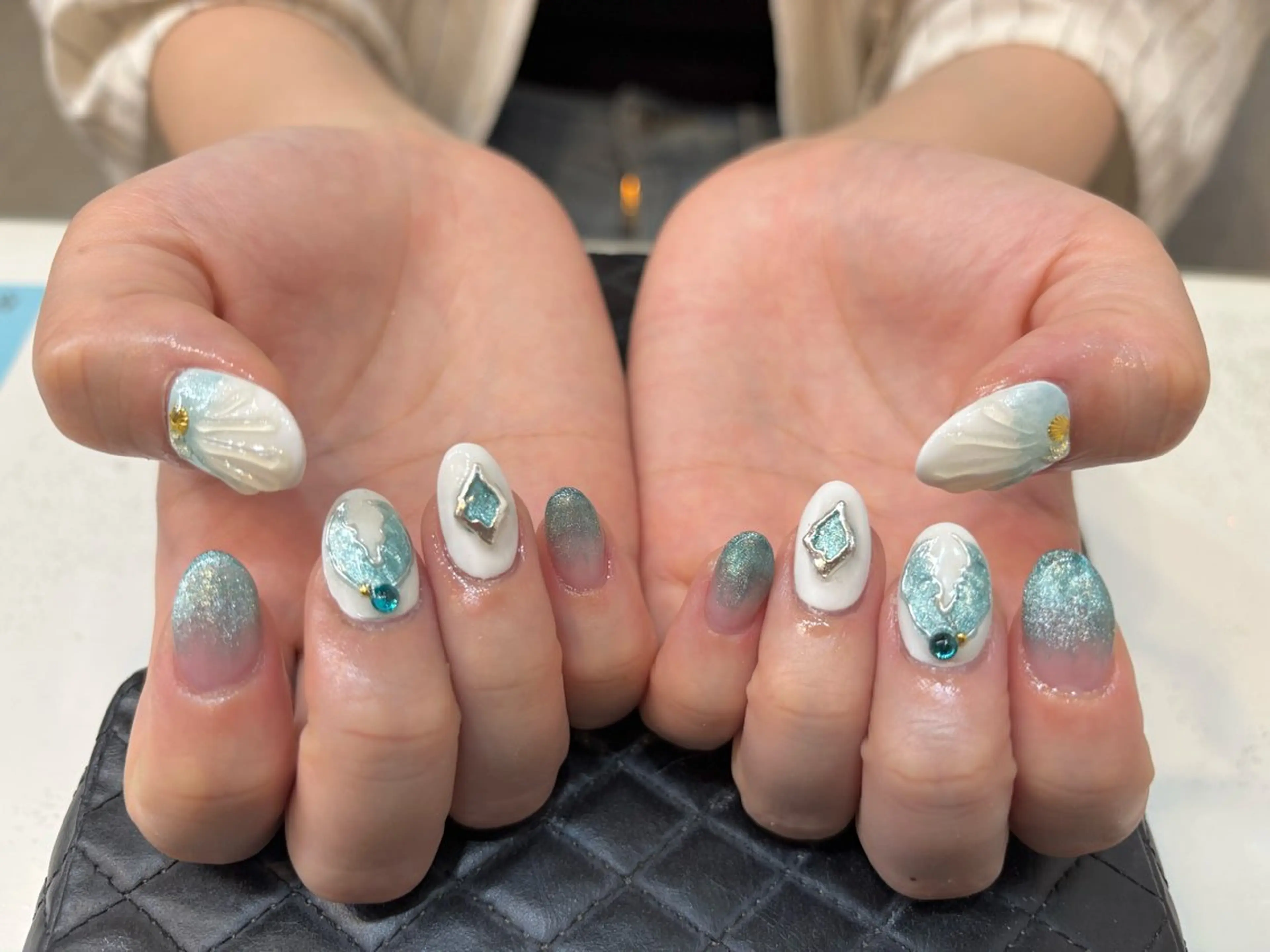 ネイル 持ち込み ハンドネイル Nailsalon Dejavu Yokosuka所属・Nailsalon Dejavuのネイルデザイン