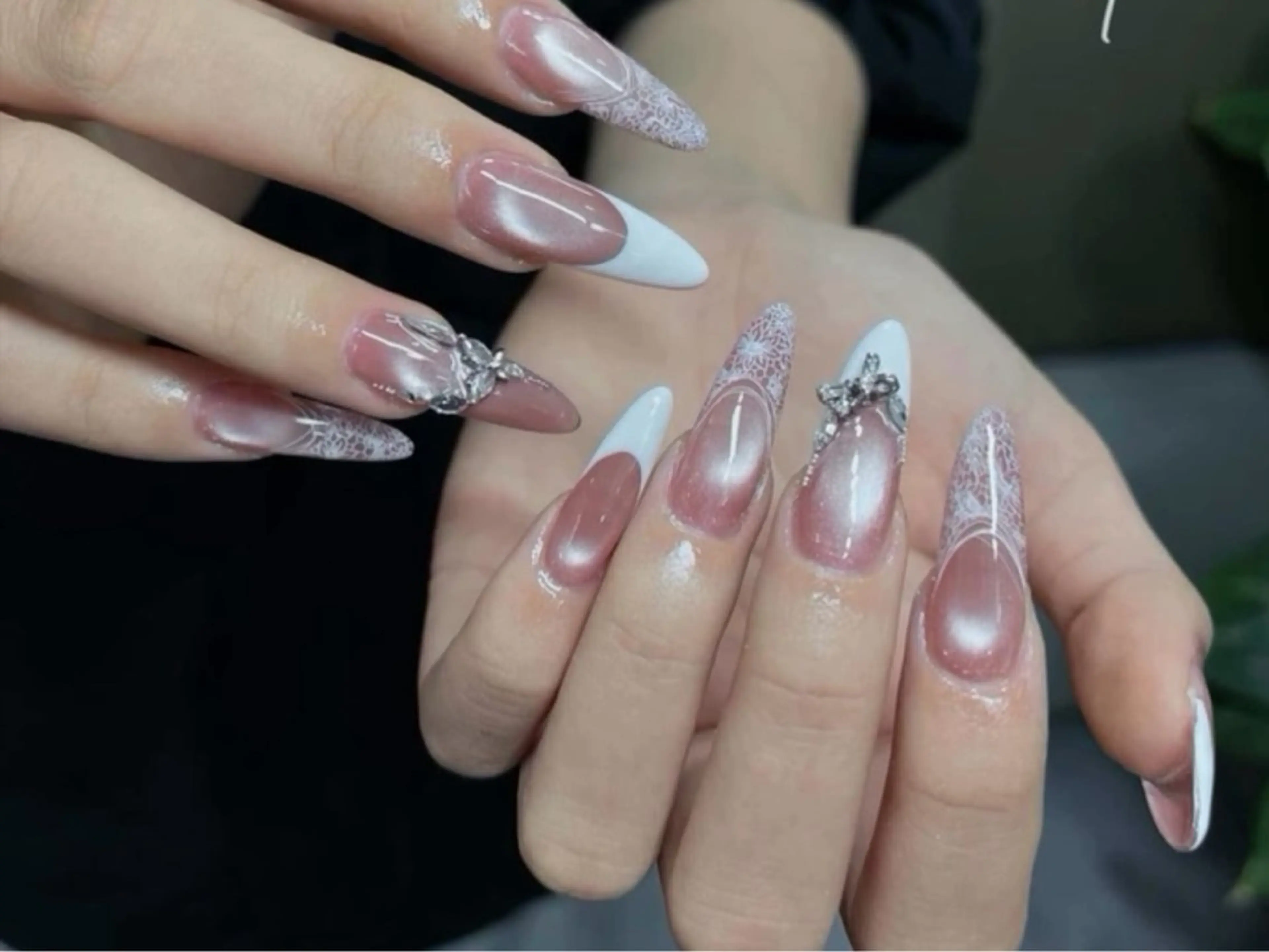 ネイル 長さ出し フットネイル ジェルネイル 韓国ネイル マグネットネイル ハンドネイル YMT． NailStudioのネイルデザイン