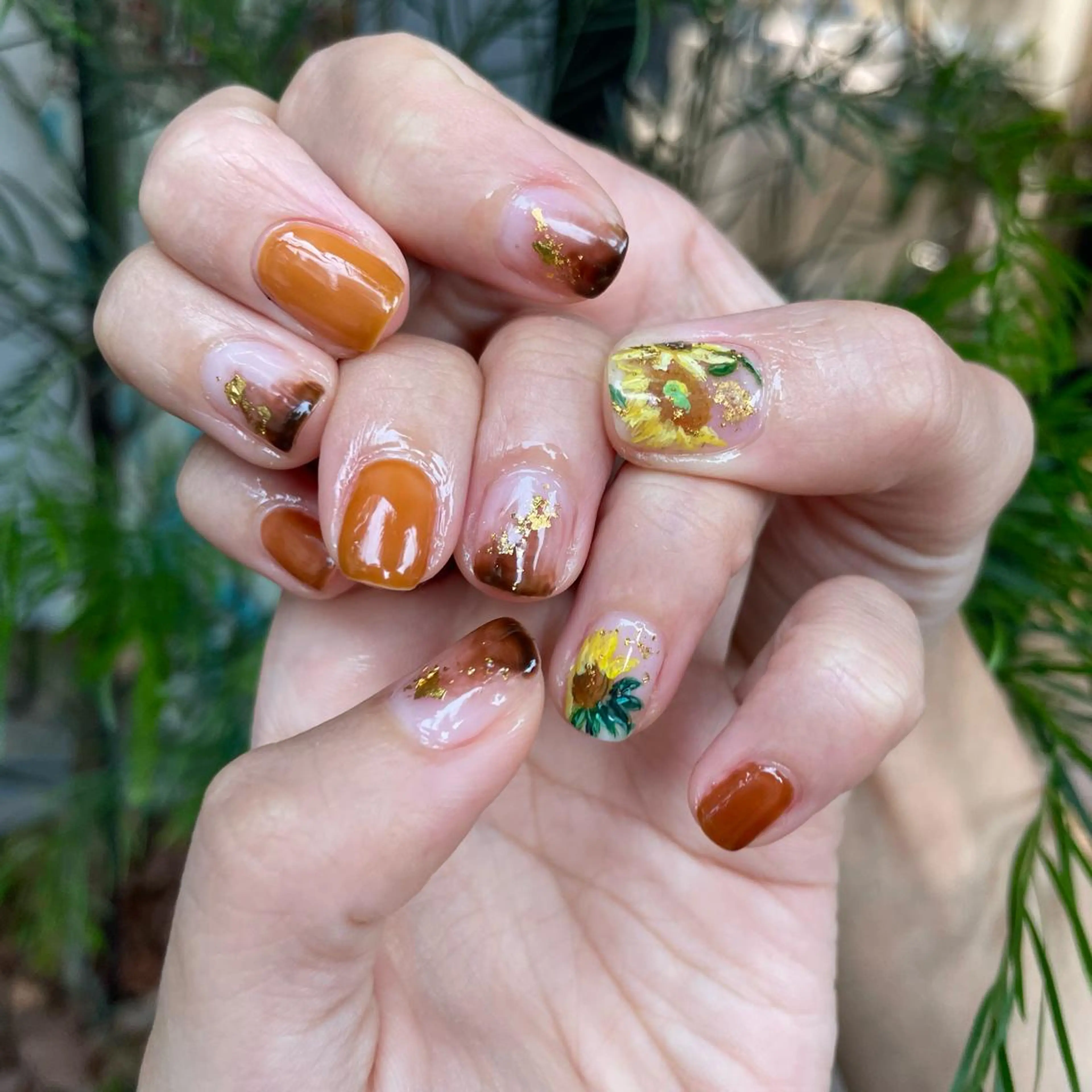 ネイル ハンドネイル ハイトーン🦄ネイル 💞のぶちのネイルデザイン