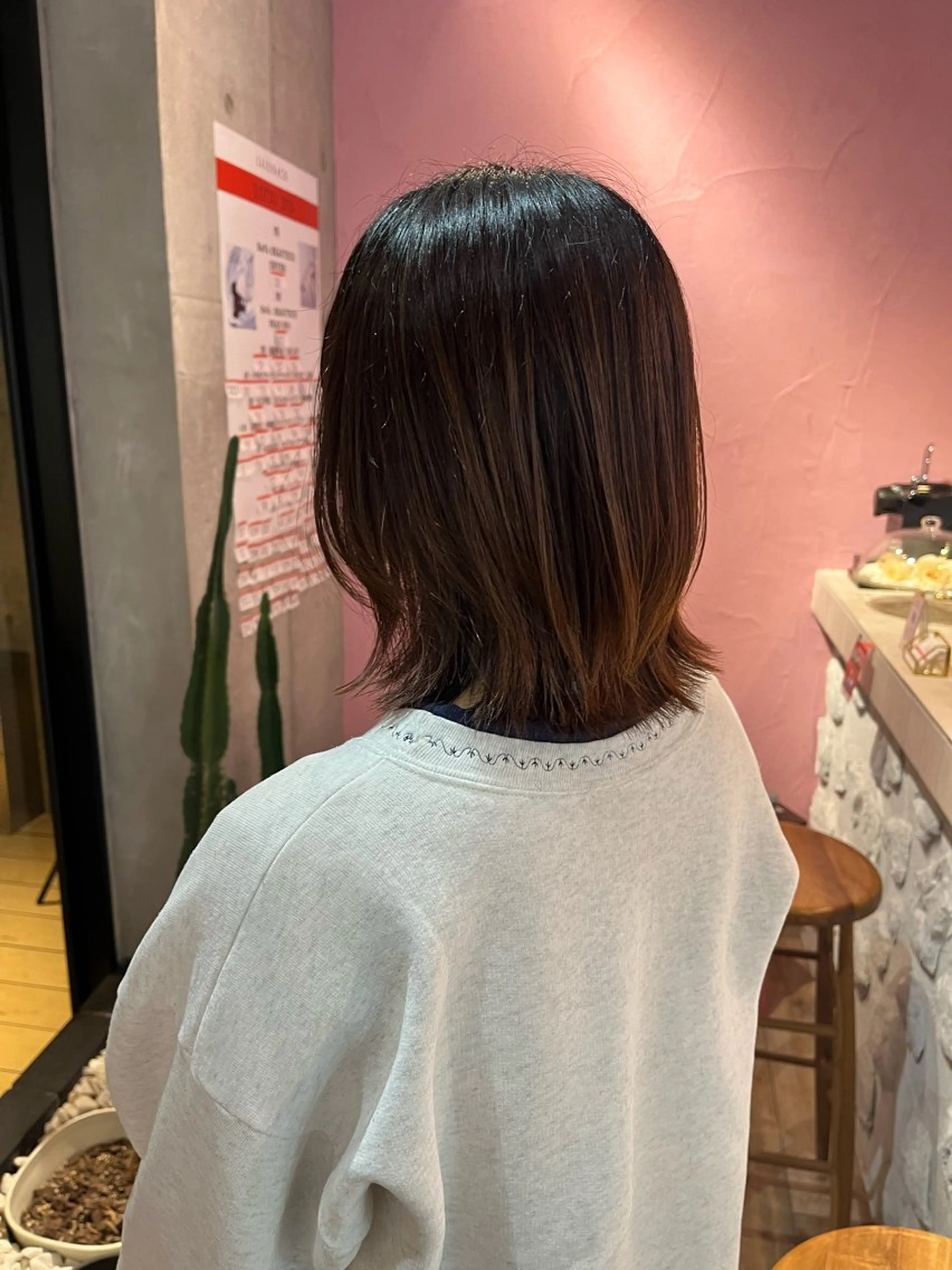 ミディアム 艶感透明感カラー🤍 hinaのヘアスタイル