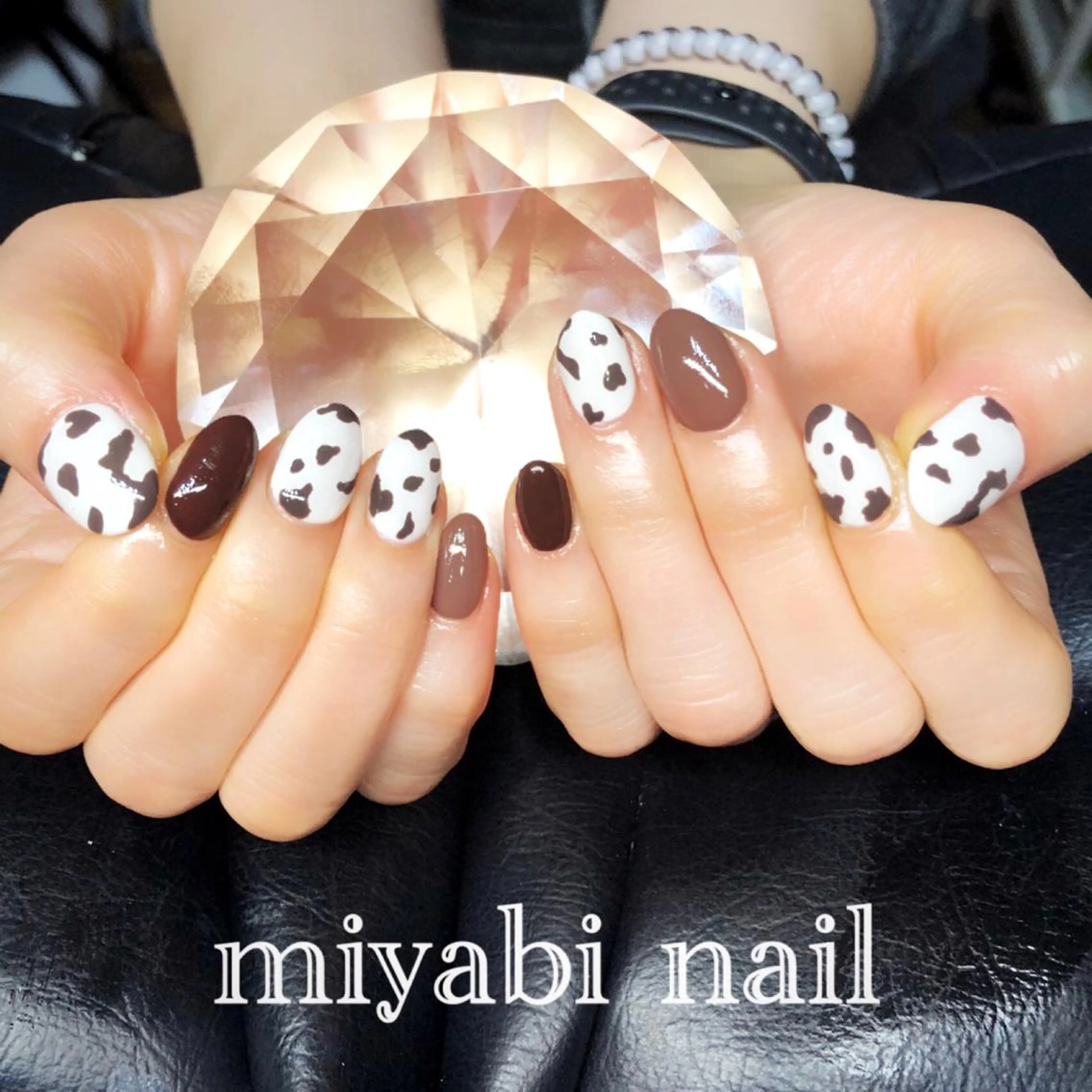 ネイル アニマル柄 アートネイル ブラウン ジェルネイル 持ち込み ハンドネイル miyabi nail 桂川駅近くのネイルデザイン