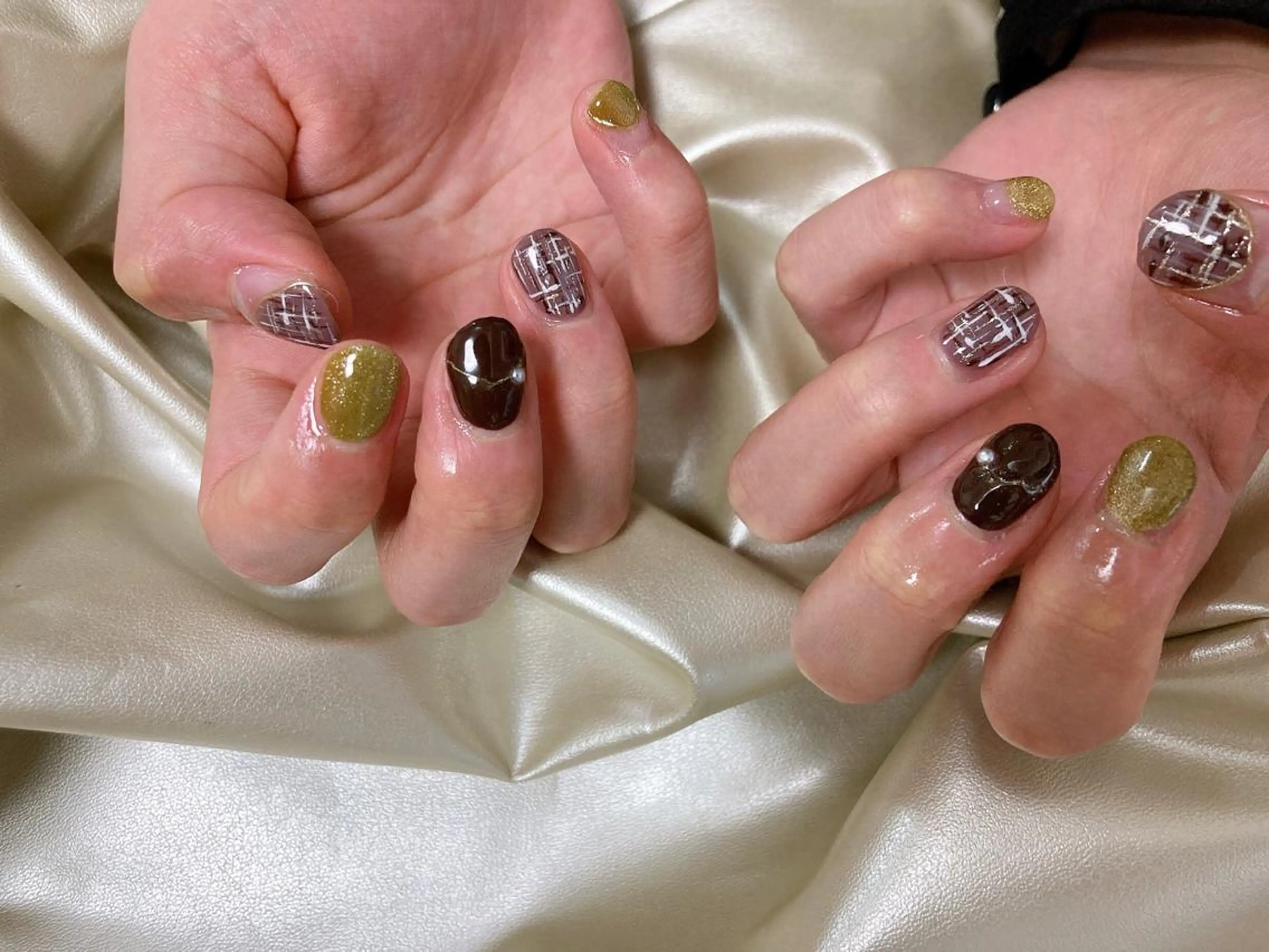 ネイル mogunail &blowのネイルデザイン