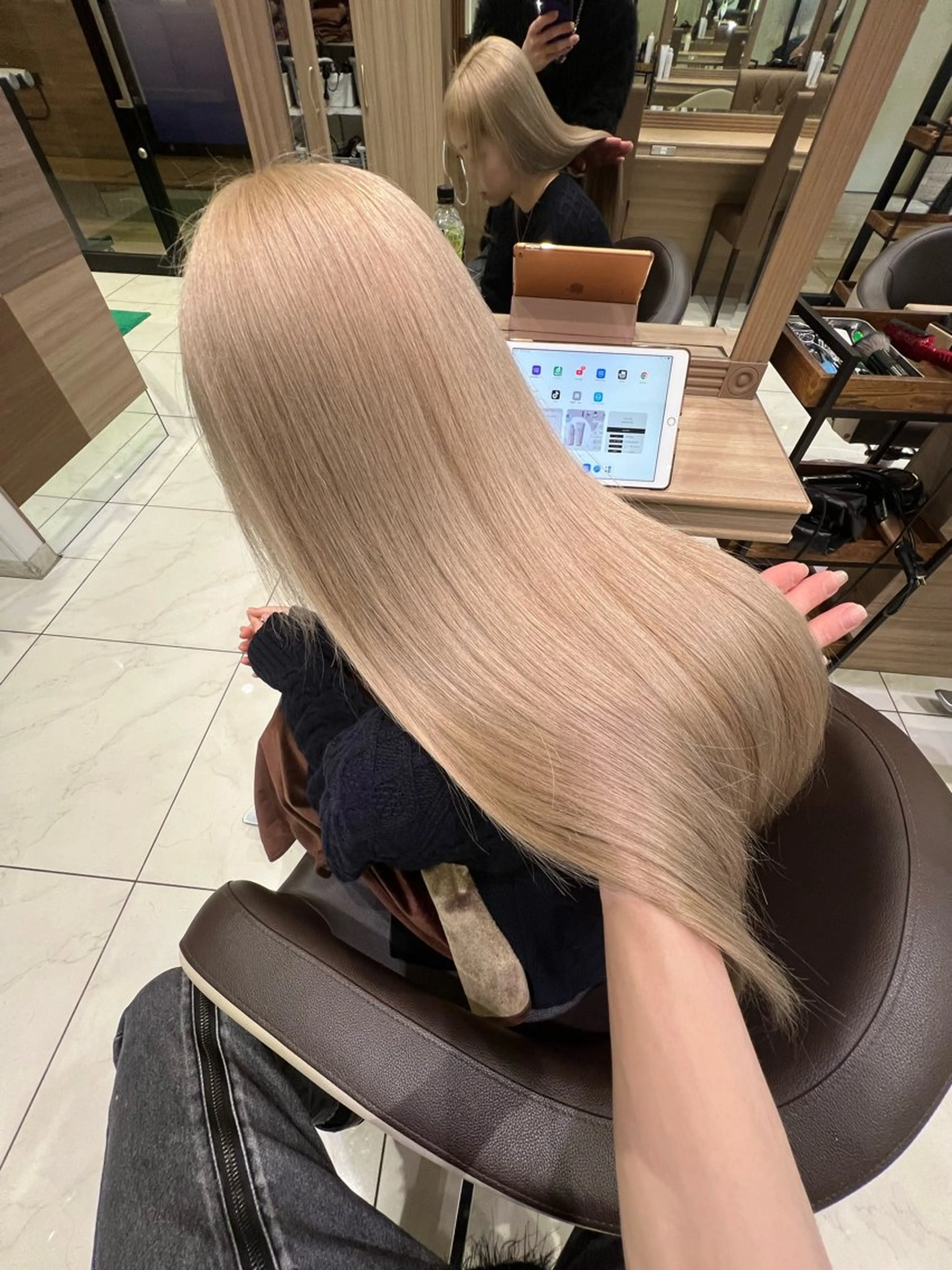 ロング カラー ヘアカラー トリートメント ブリーチ/デザイン 💎ryuyaのヘアスタイル