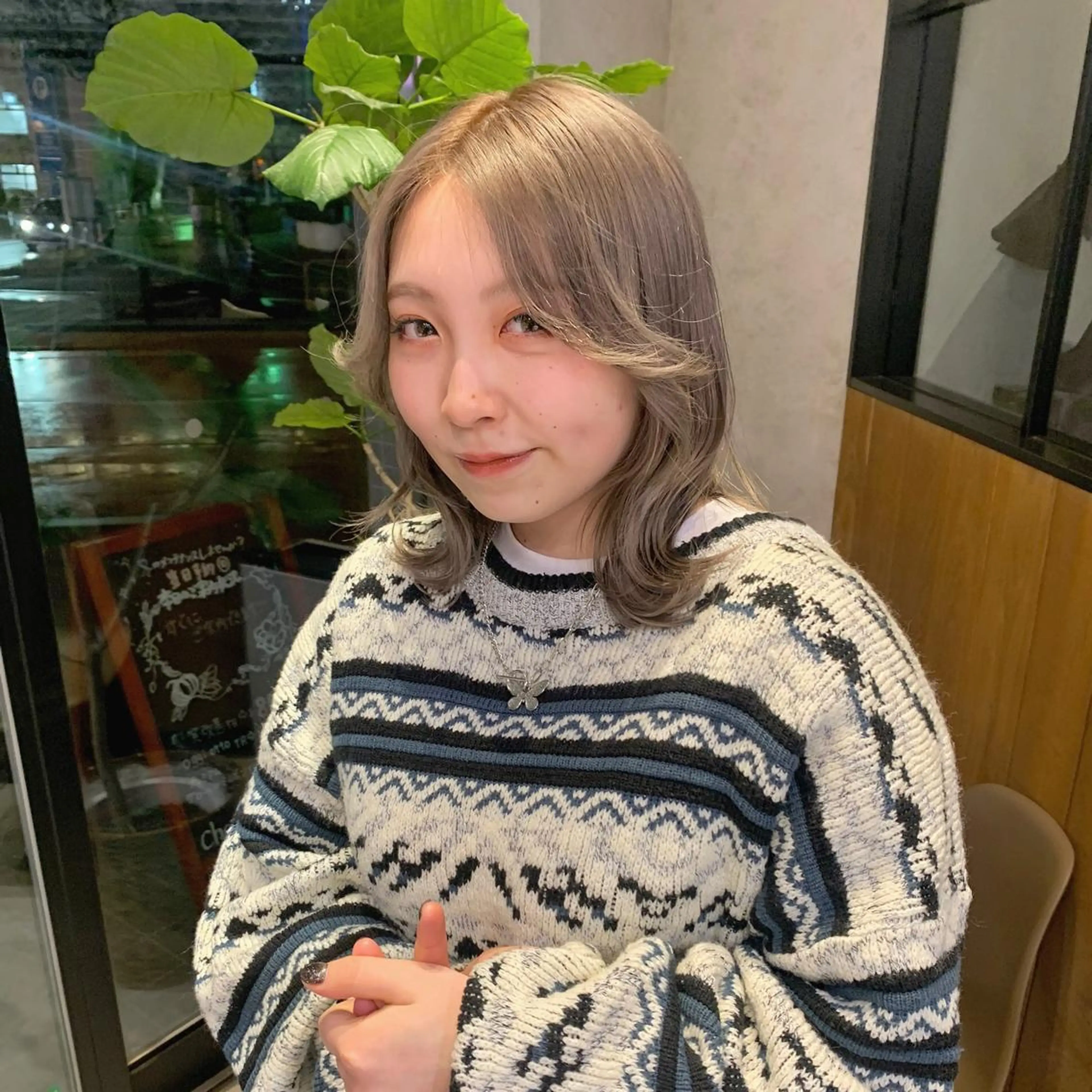 ミディアム 🤍aimi🤍 ウルフ/韓国ヘアのヘアスタイル