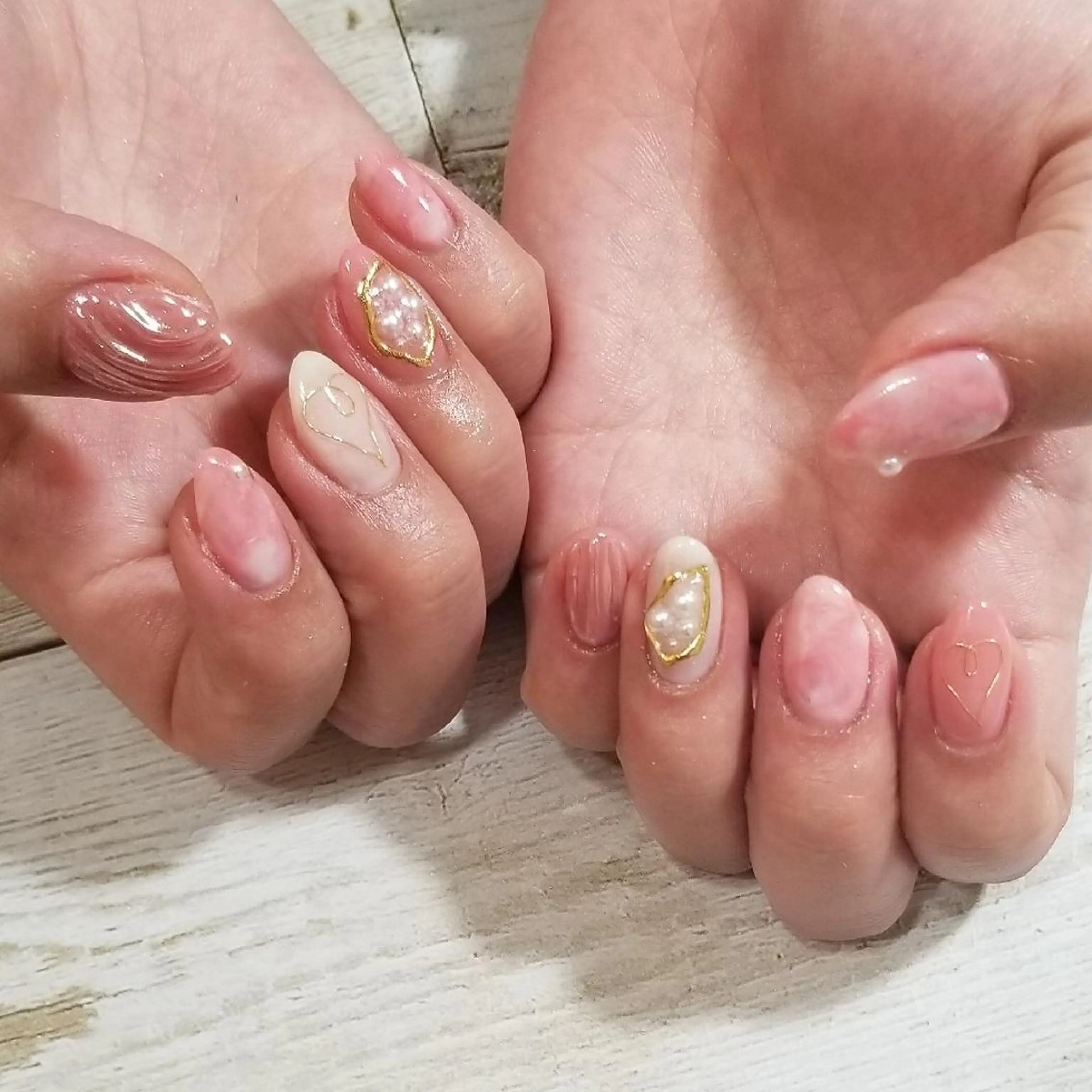 ネイル 持ち込み ニュアンスネイル nijiiro🌈 サトウのネイルデザイン