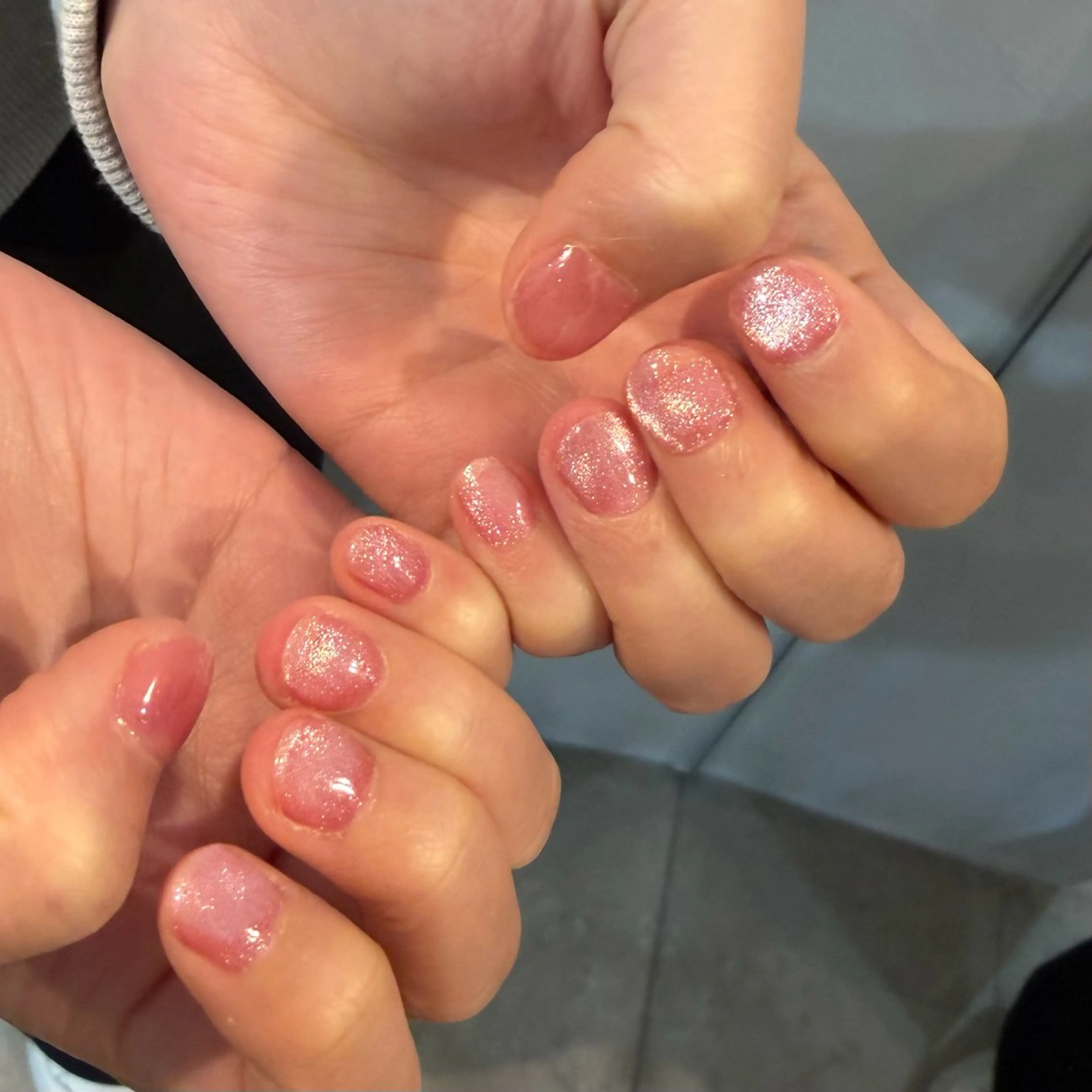 ネイル マグネットネイル Ai 🤎のネイルデザイン