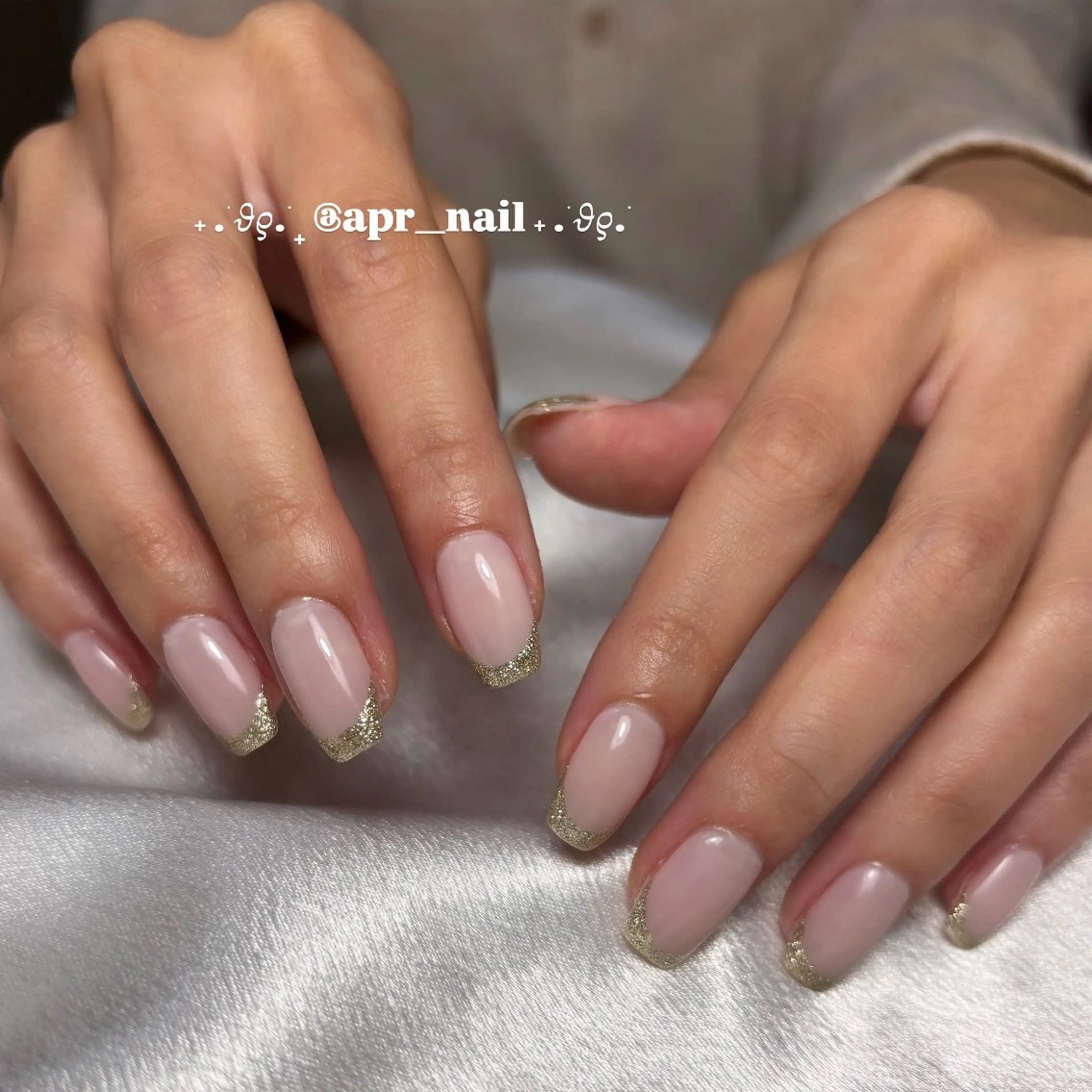 ネイル フレンチネイル ラメ(グリッター) Nailsalon apricotのネイルデザイン