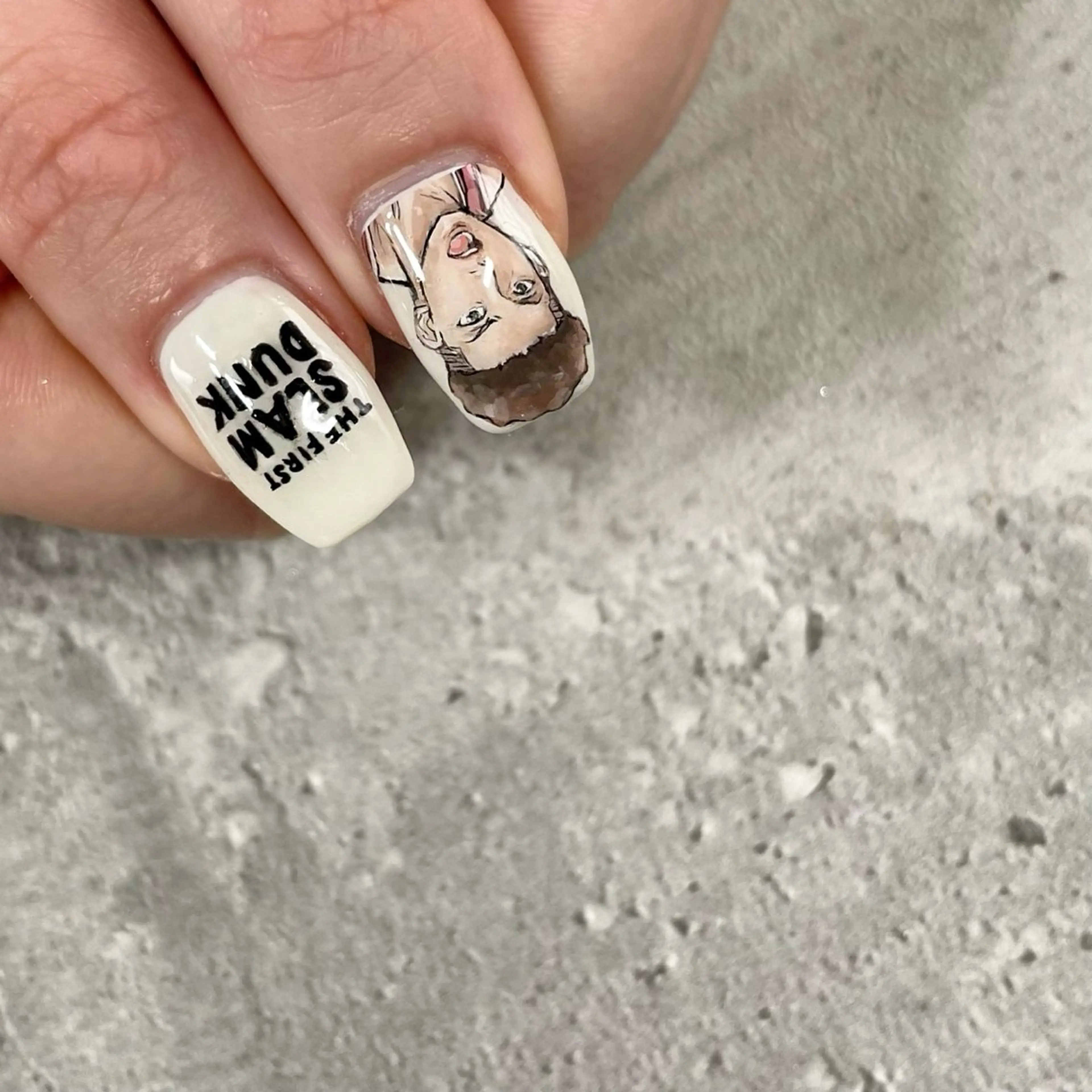 ネイル 東 千夏のネイルデザイン