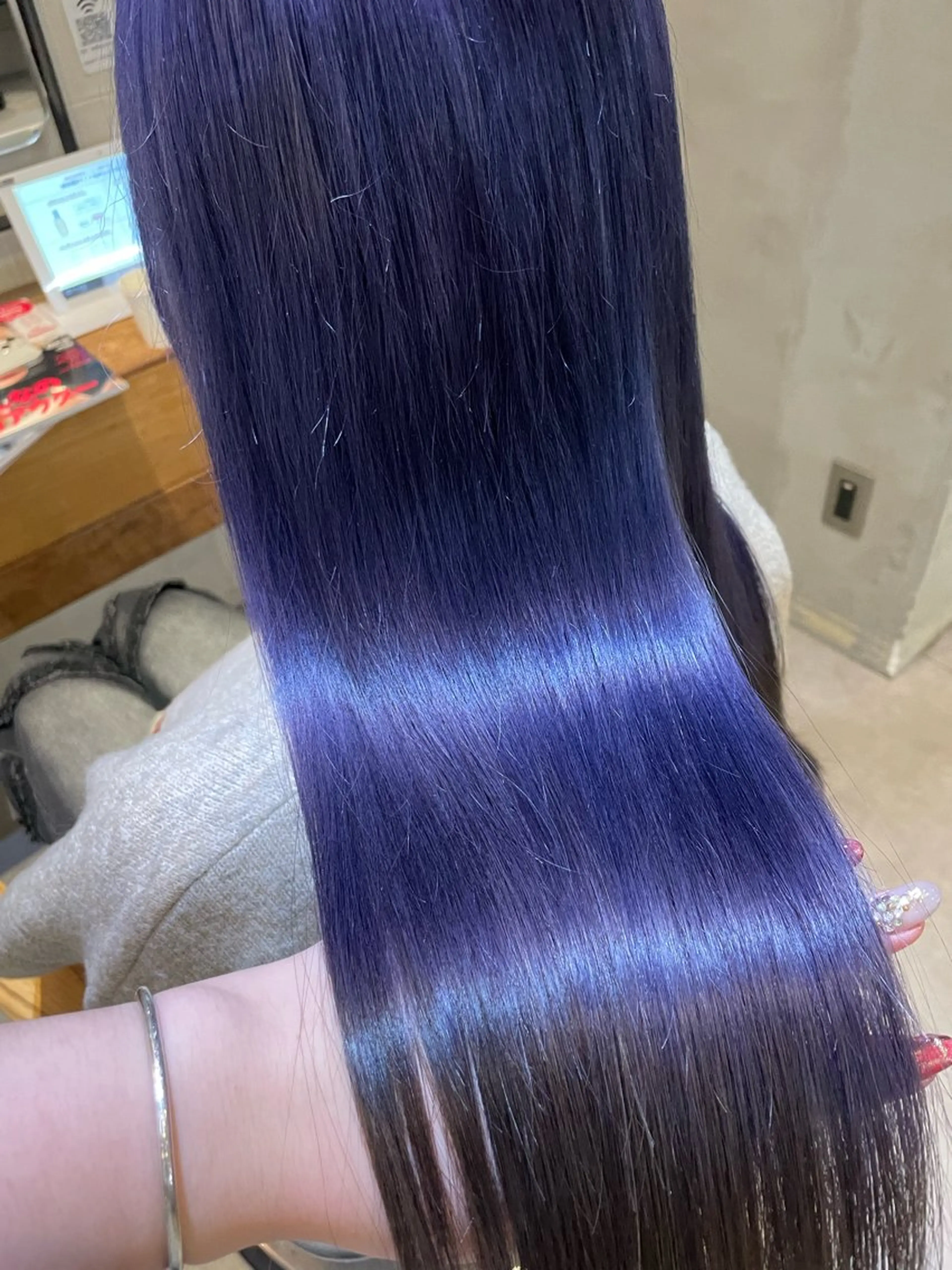 セミロング カラー Hika.ハイトーン 髪質改善🩵ᩚ🫧のヘアスタイル