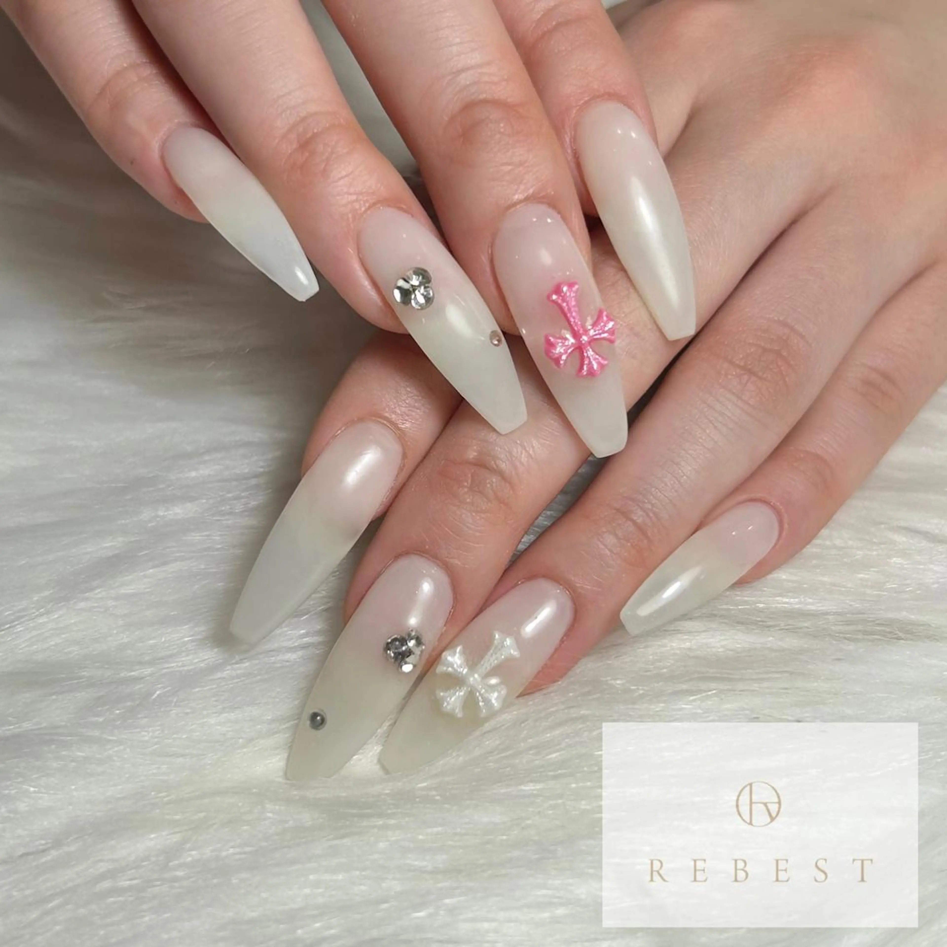 ネイル ハンドネイル -Rebest- NAIL心斎橋店💎のネイルデザイン