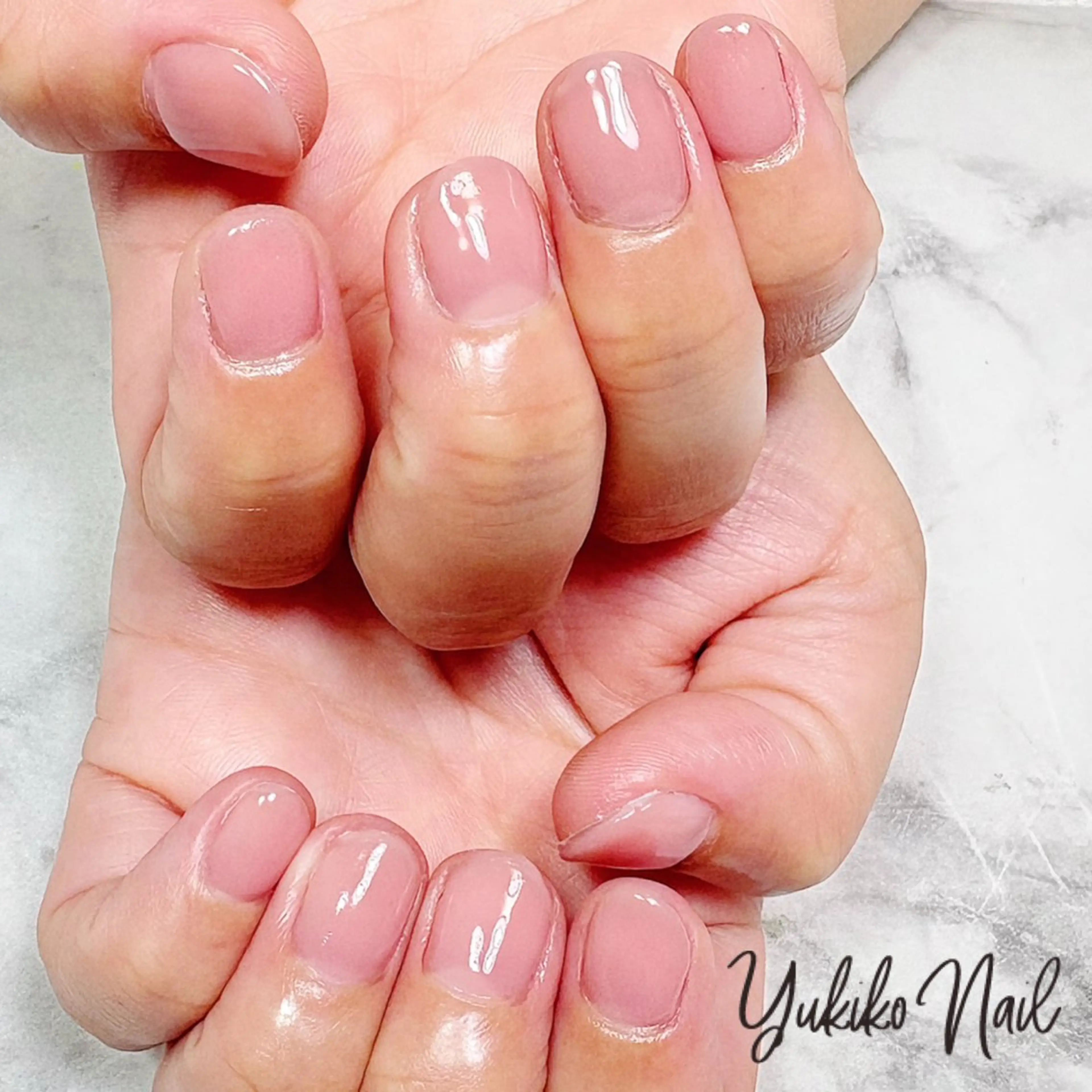 ネイル オフィスネイル ワンカラーネイル ピンク シンプルネイル ハンドネイル ユキコ ネイルのネイルデザイン