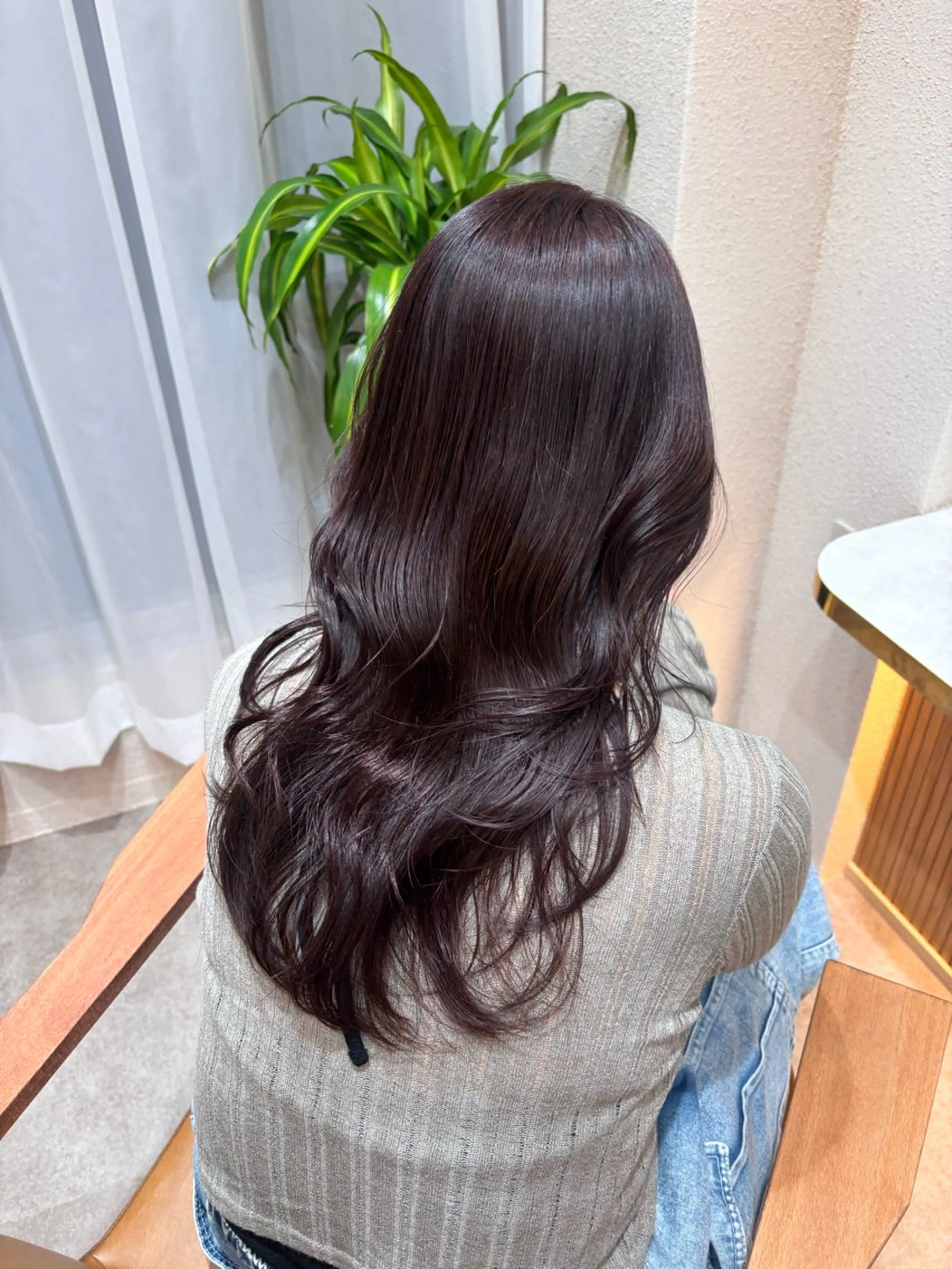 ロング カラー ヘアカラー 八木 瑠奈のヘアスタイル