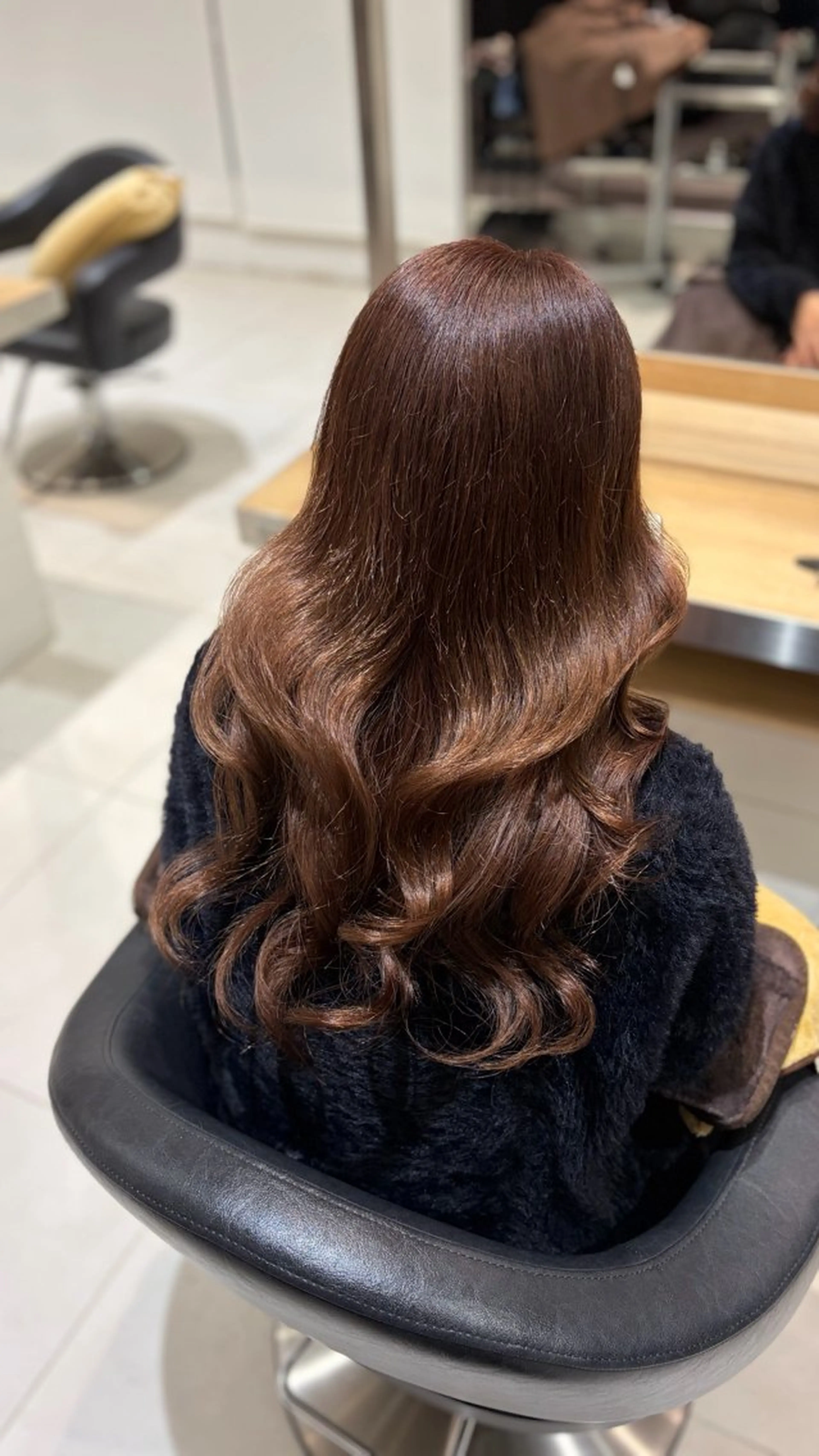 ロング カラー ブリーチ ブラウンカラー ヘアカラー 松尾 彩美華のヘアスタイル